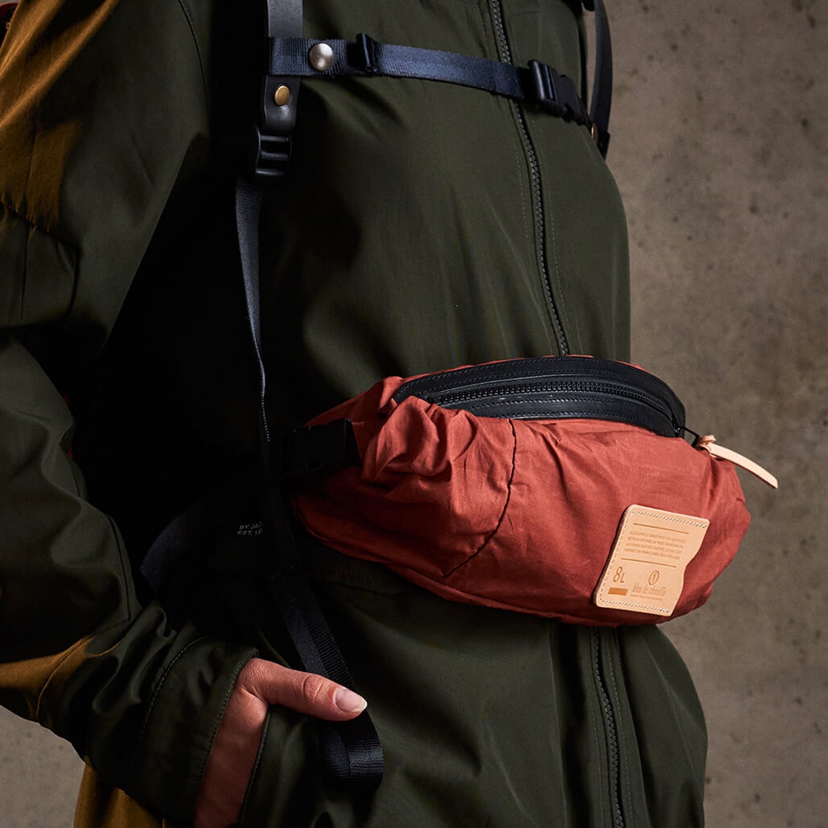 Sac banane Bastille 8L - Bordeaux (image n°5)