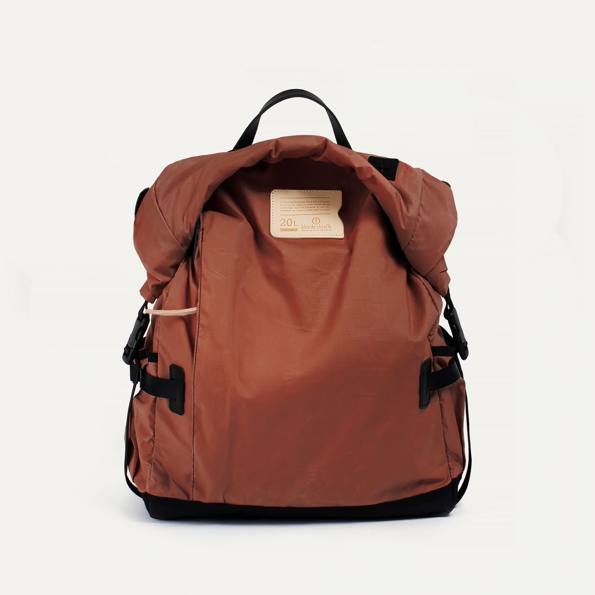 20L Basile Backpack - Burgundy (image n°1)