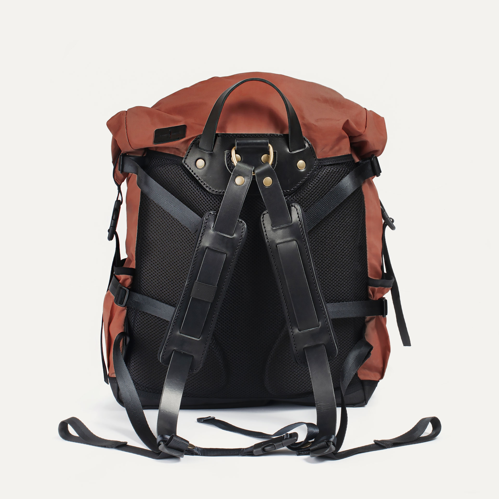 20L Basile Backpack - Burgundy (image n°3)