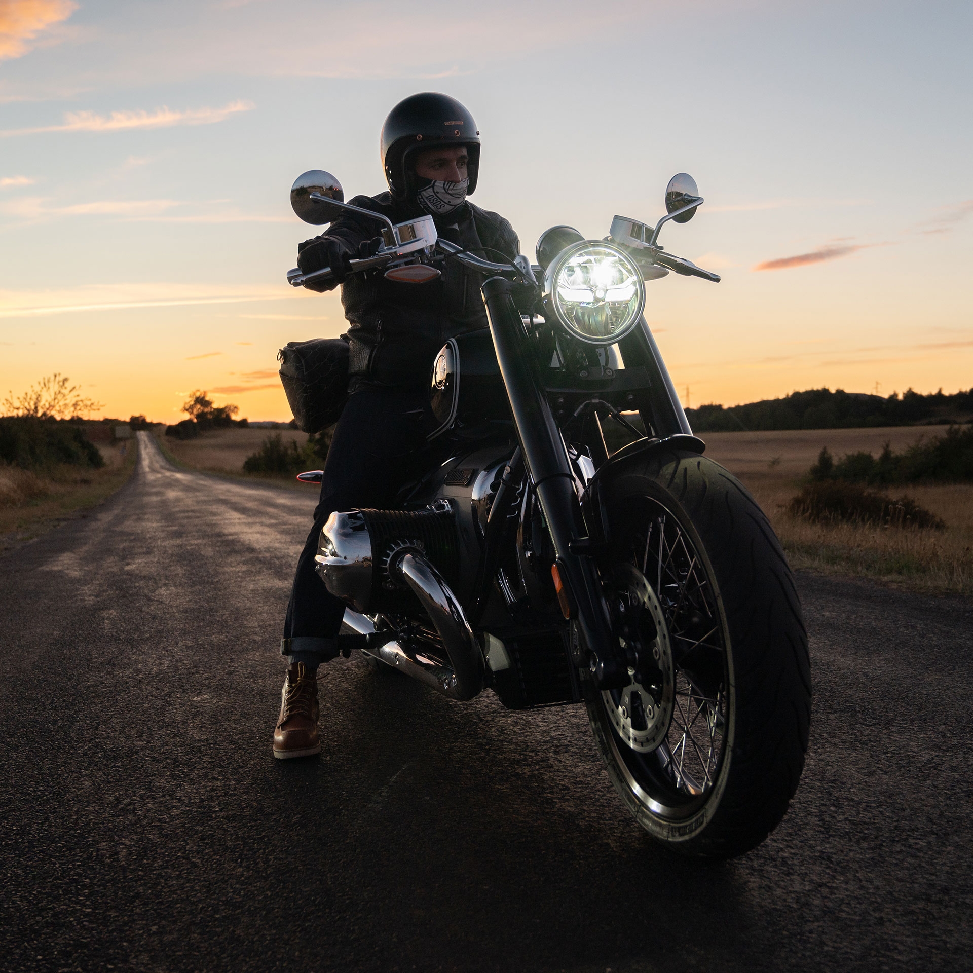 Leather ‘Bivouac’ bag – Black / BMW Motorrad  (image n°5)