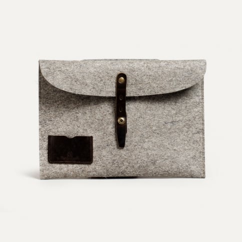 Misha Laptop 13 sleeve - Natural felt