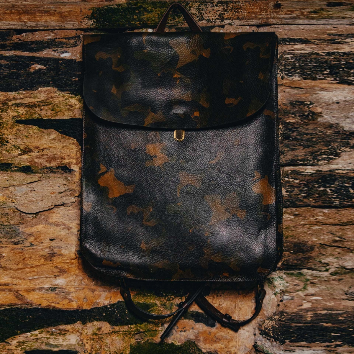 Arlo leather backpack - Camo / E Pure (image n°5)