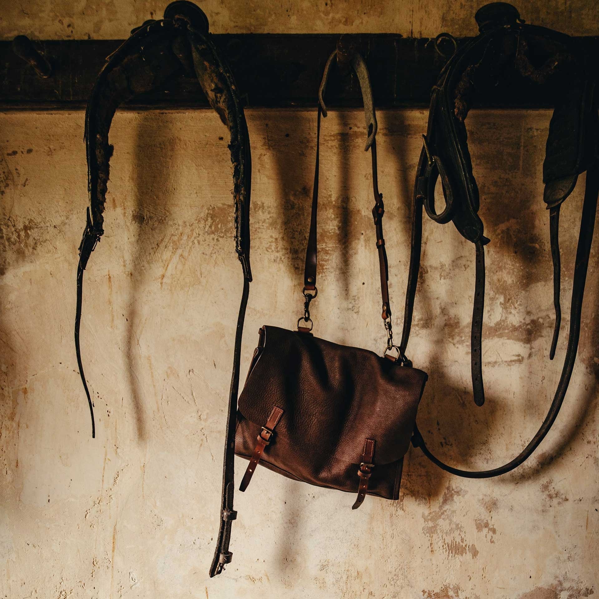 'Telegram' Postman bag  - Coffee / Waxed Leather (image n°10)