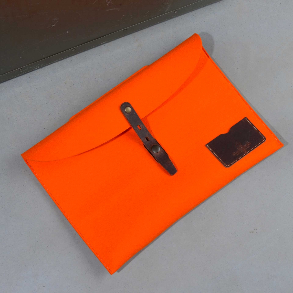 Protection ordinateur Misha 15 - Feutre Orange (image n°2)