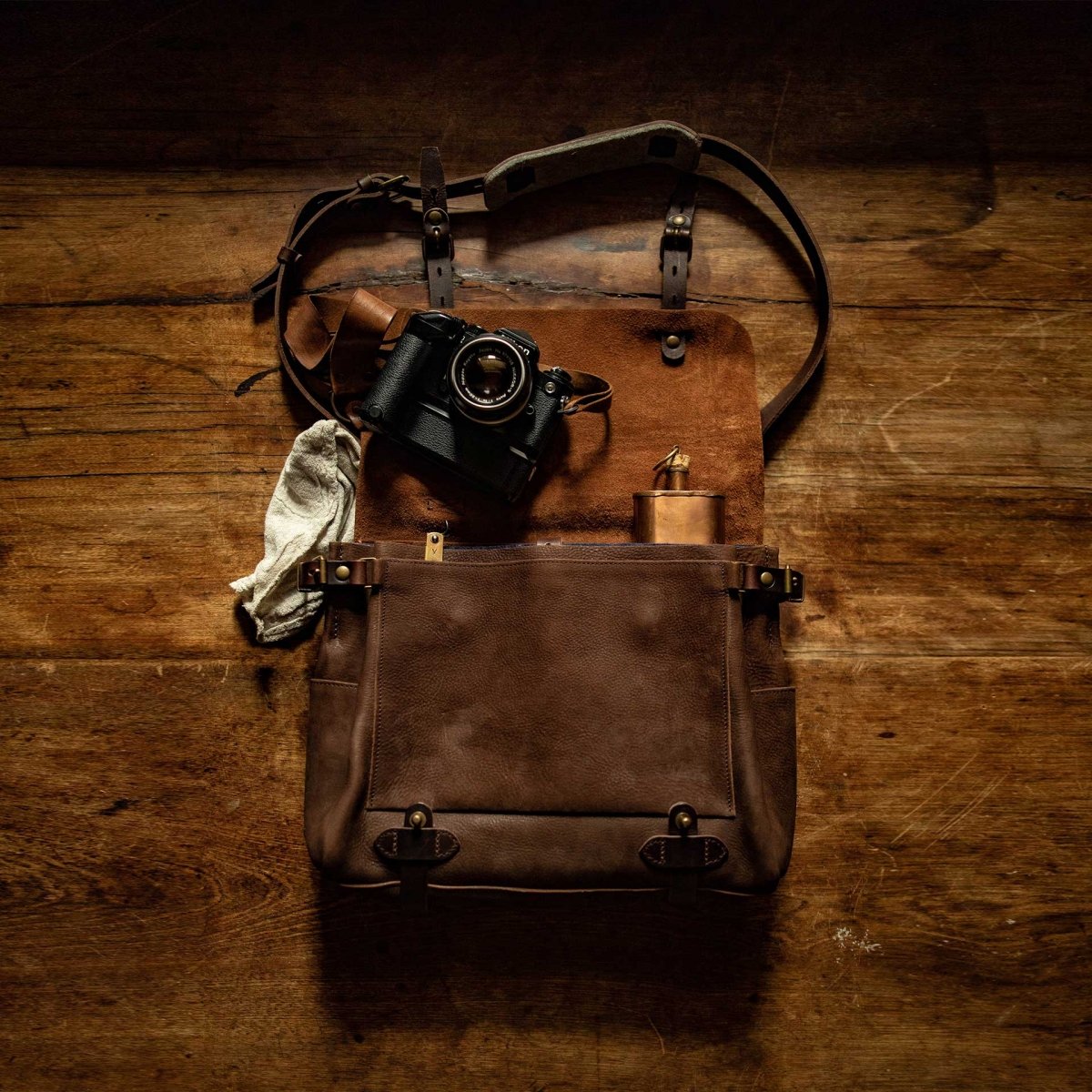 Postman bag Eclair M - Coffee / Waxed Leather (image n°6)