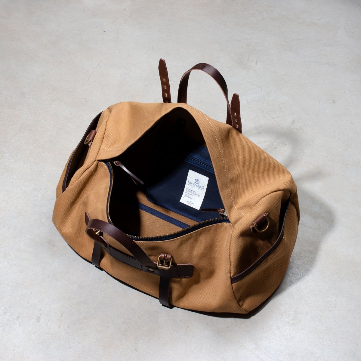Bivouac travel bag – Camel waxed canvas  (image n°4)