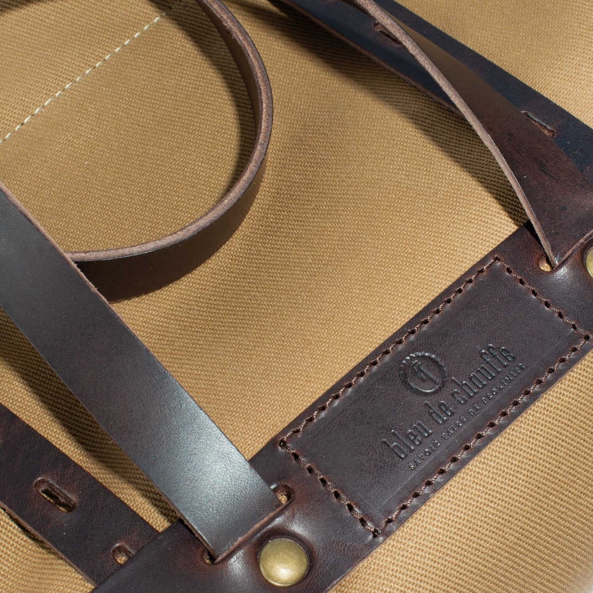 Bivouac travel bag – Camel waxed canvas  (image n°6)