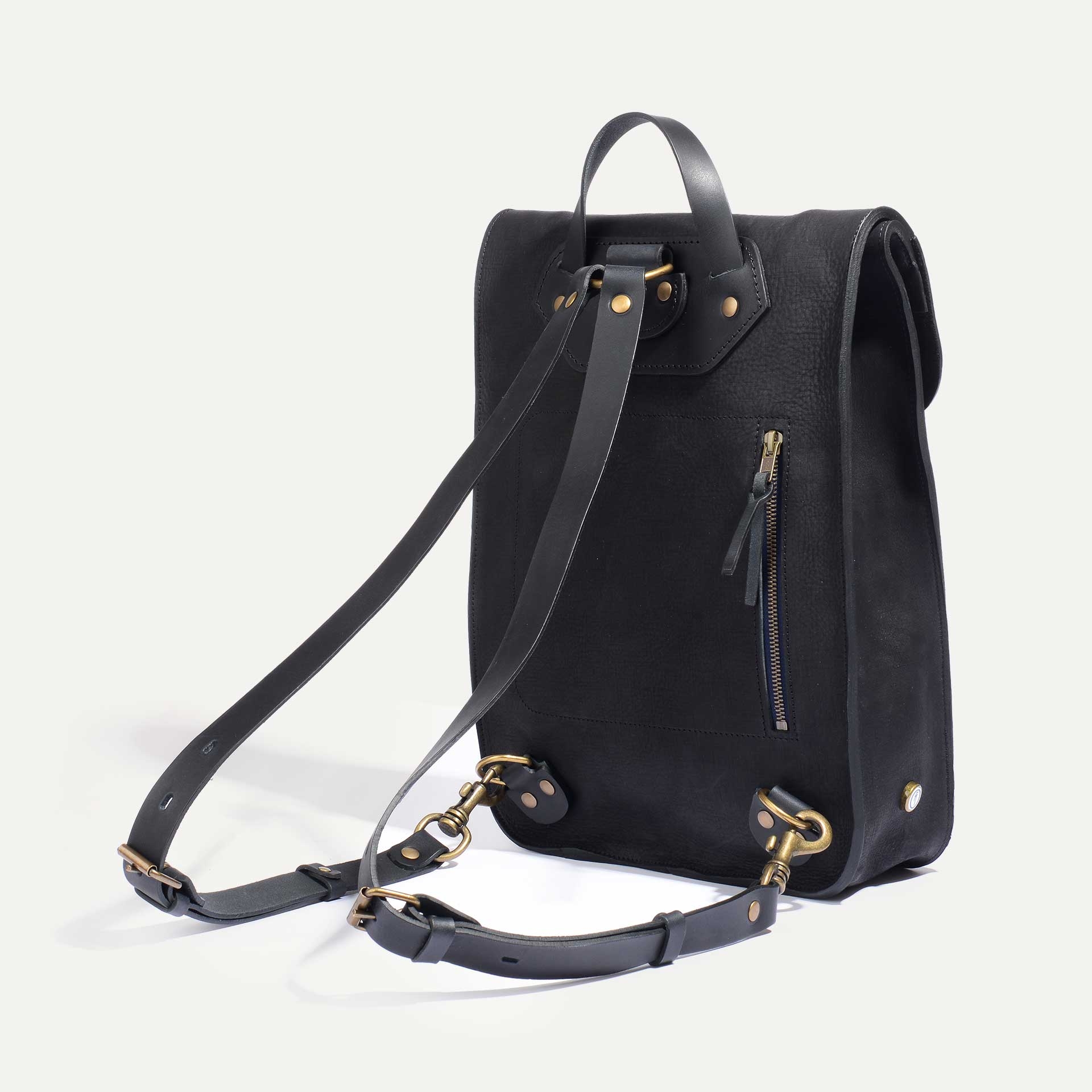 Puncho leather backpack WAX - Charcoal black / Waxed Leather (image n°2)