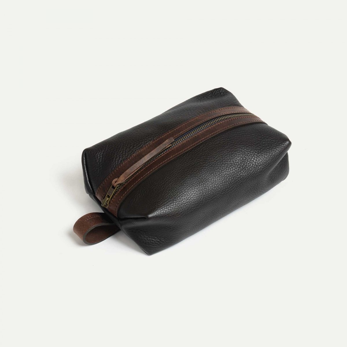 ZAZOU toiletry case - Dark Brown (image n°1)