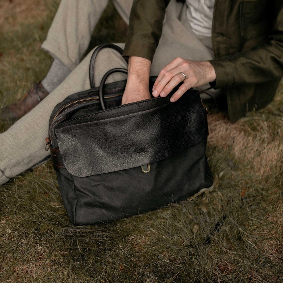 Zeppo Business bag - Dark Khaki Waxed (image n°7)