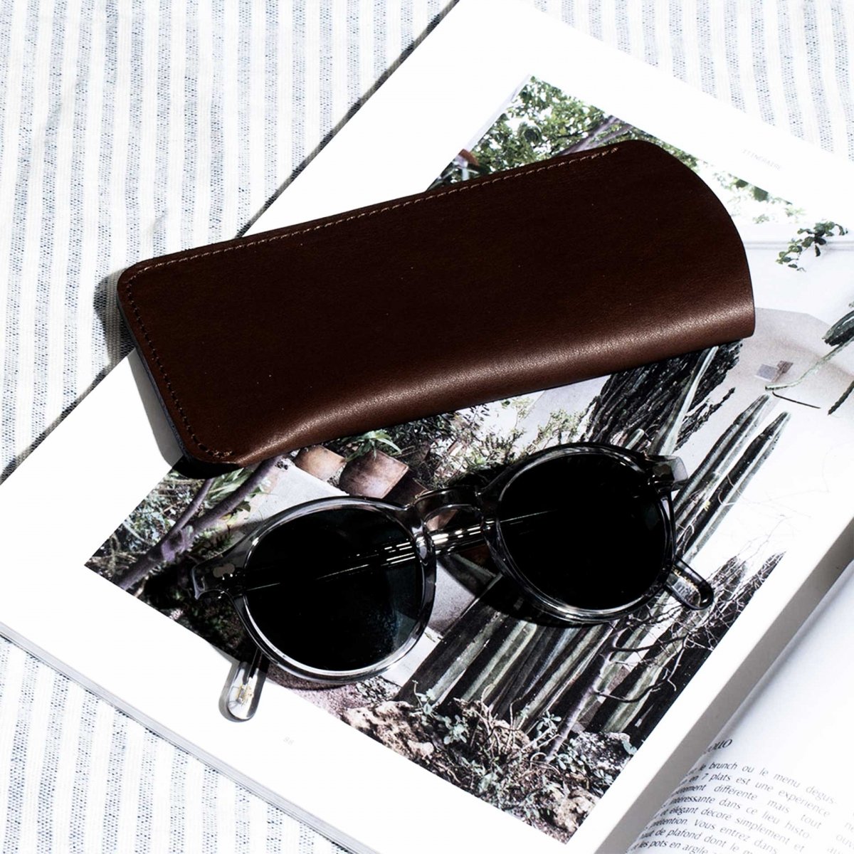 Binocle glasses case - Dark brown (image n°4)