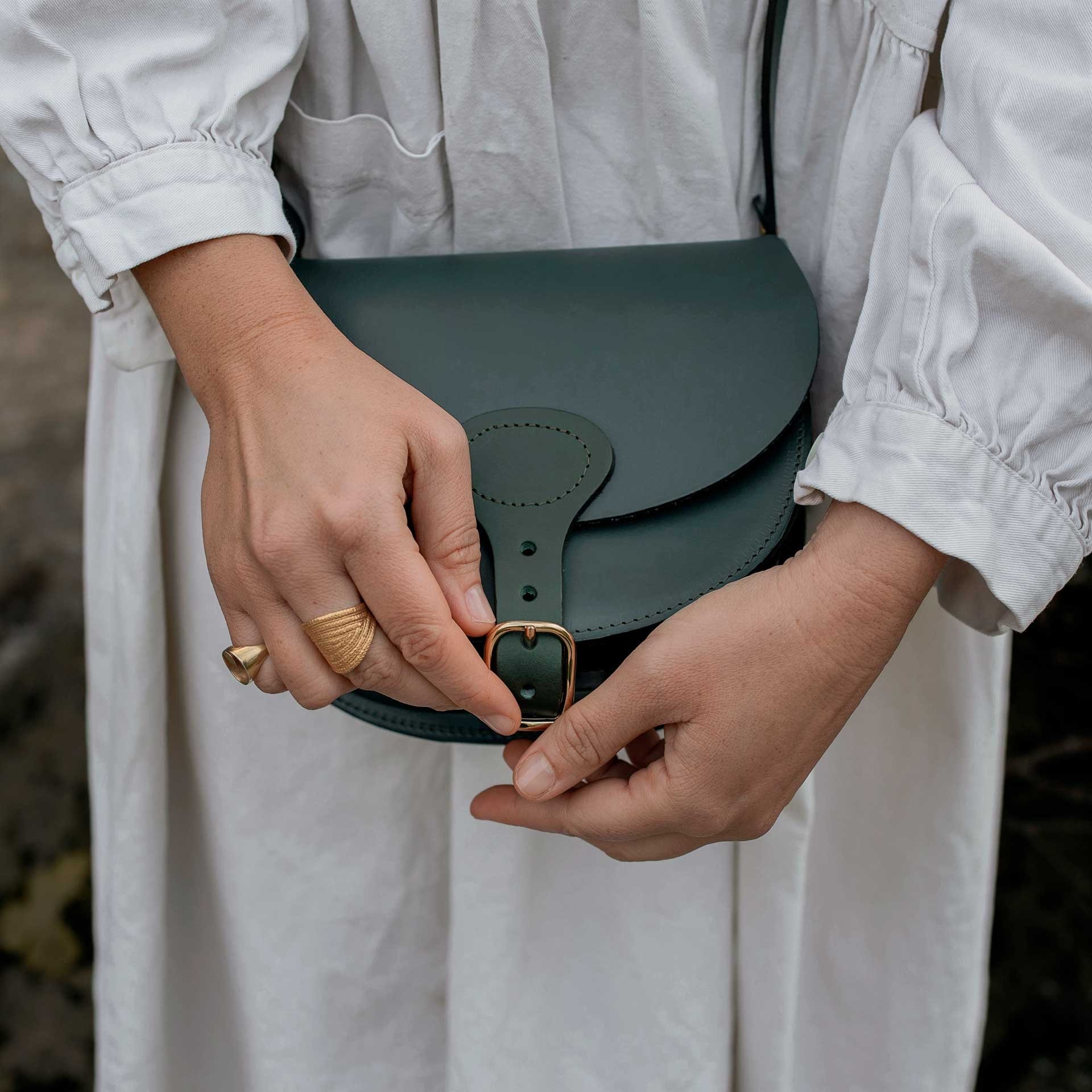 Diane M Gibecière bag - Green (image n°5)