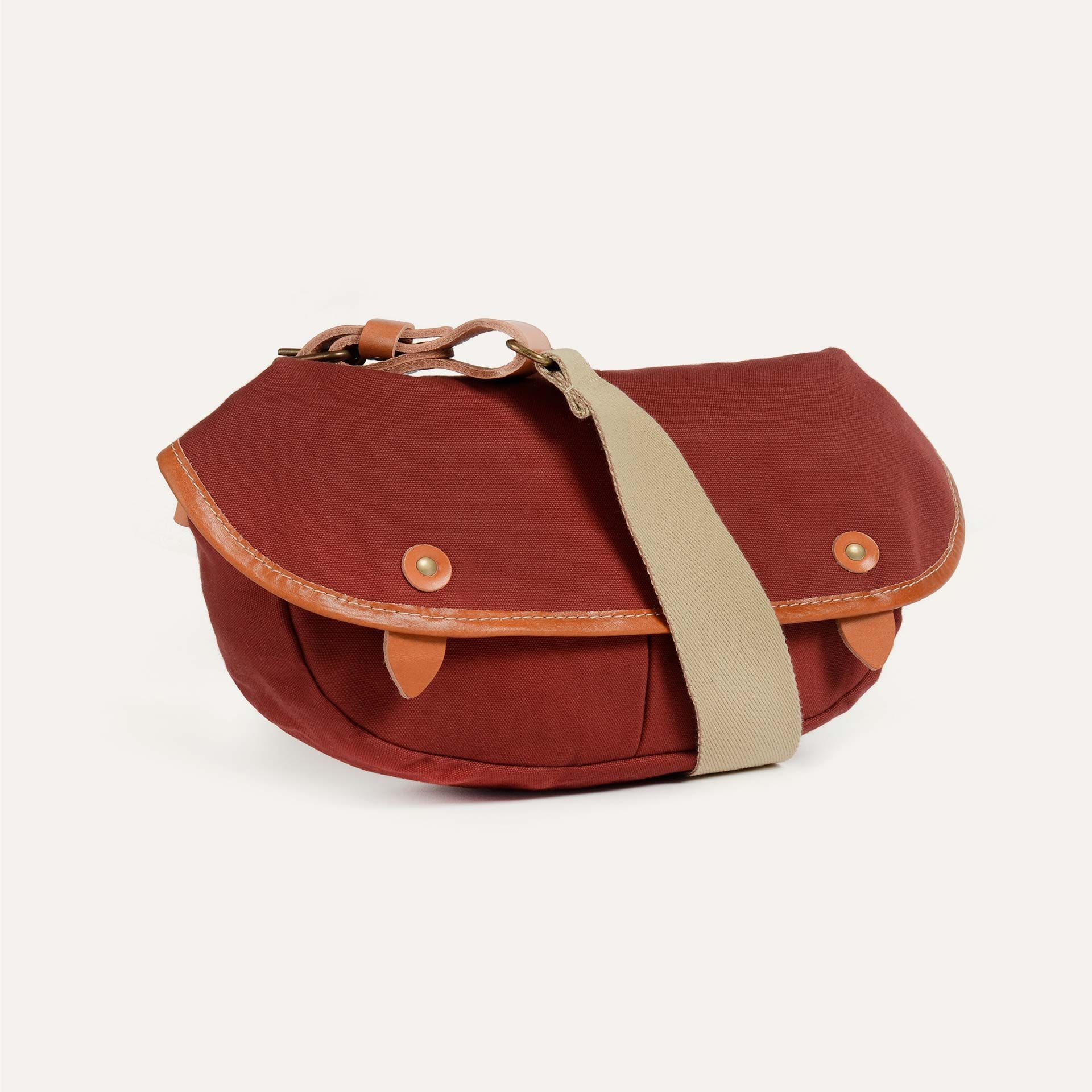 2L Forlan Belt bag - Cardinal red (image n°1)