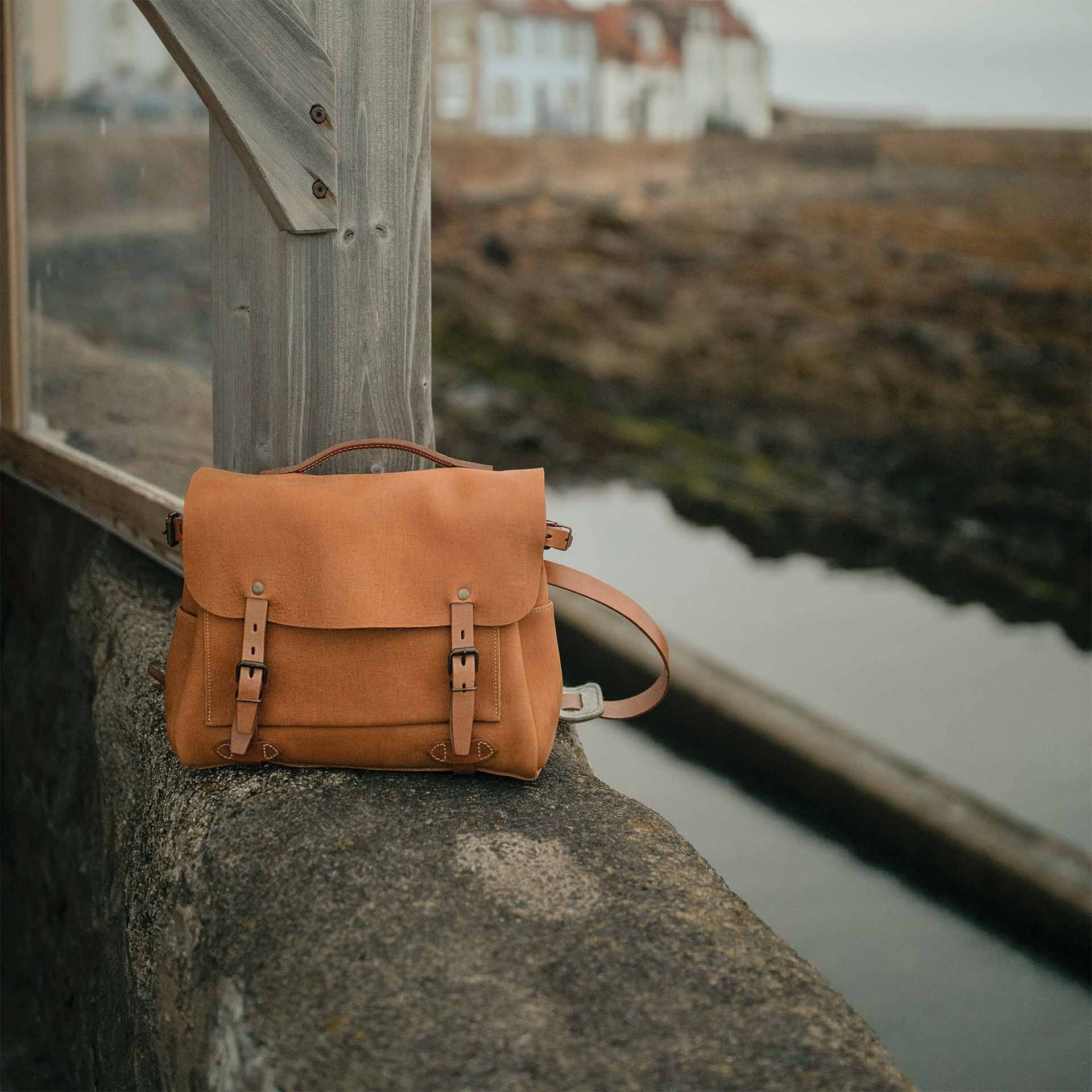 Postman bag Éclair S - Honey / Waxed Leather (image n°5)