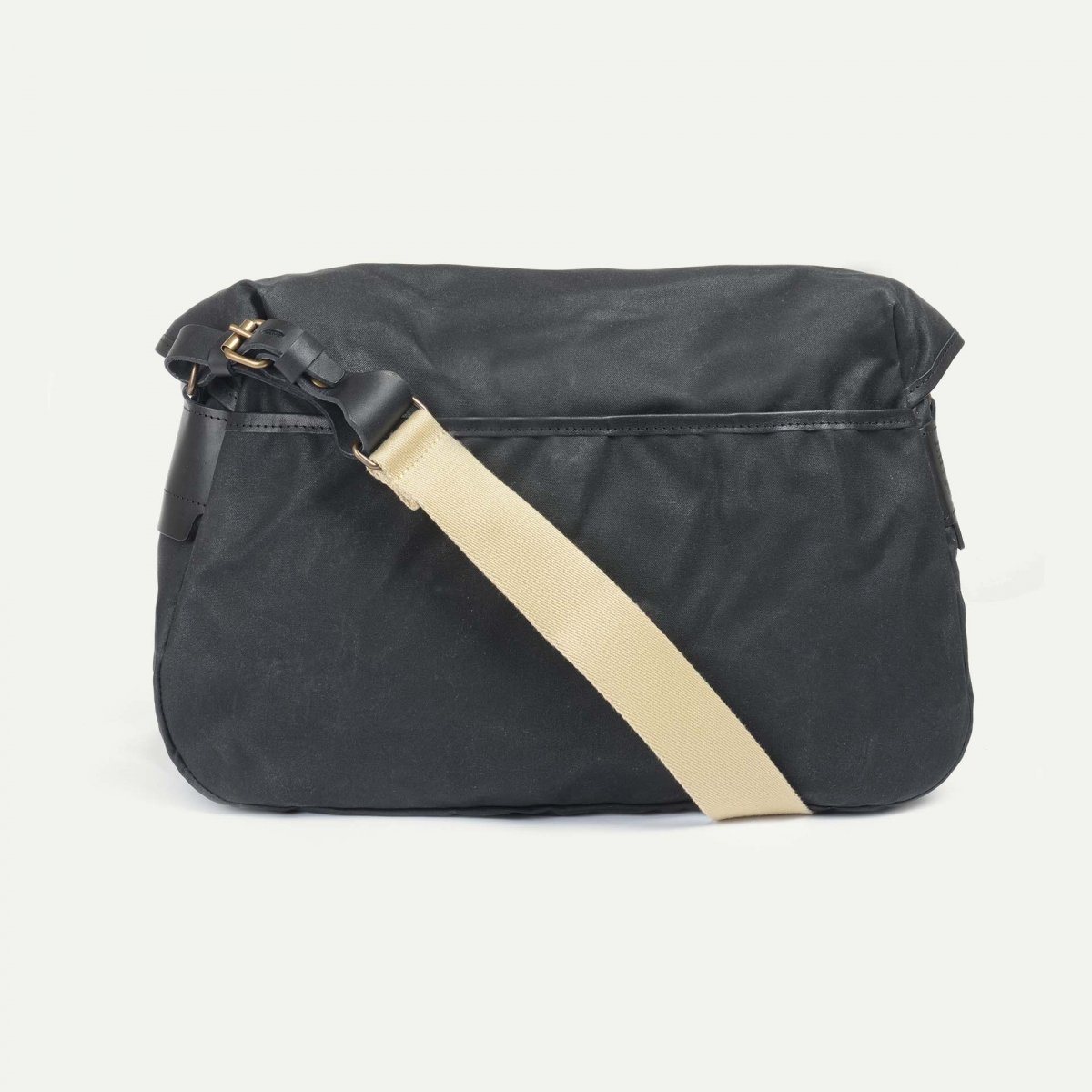 Fisherman's Musette M - Black waxed (image n°3)