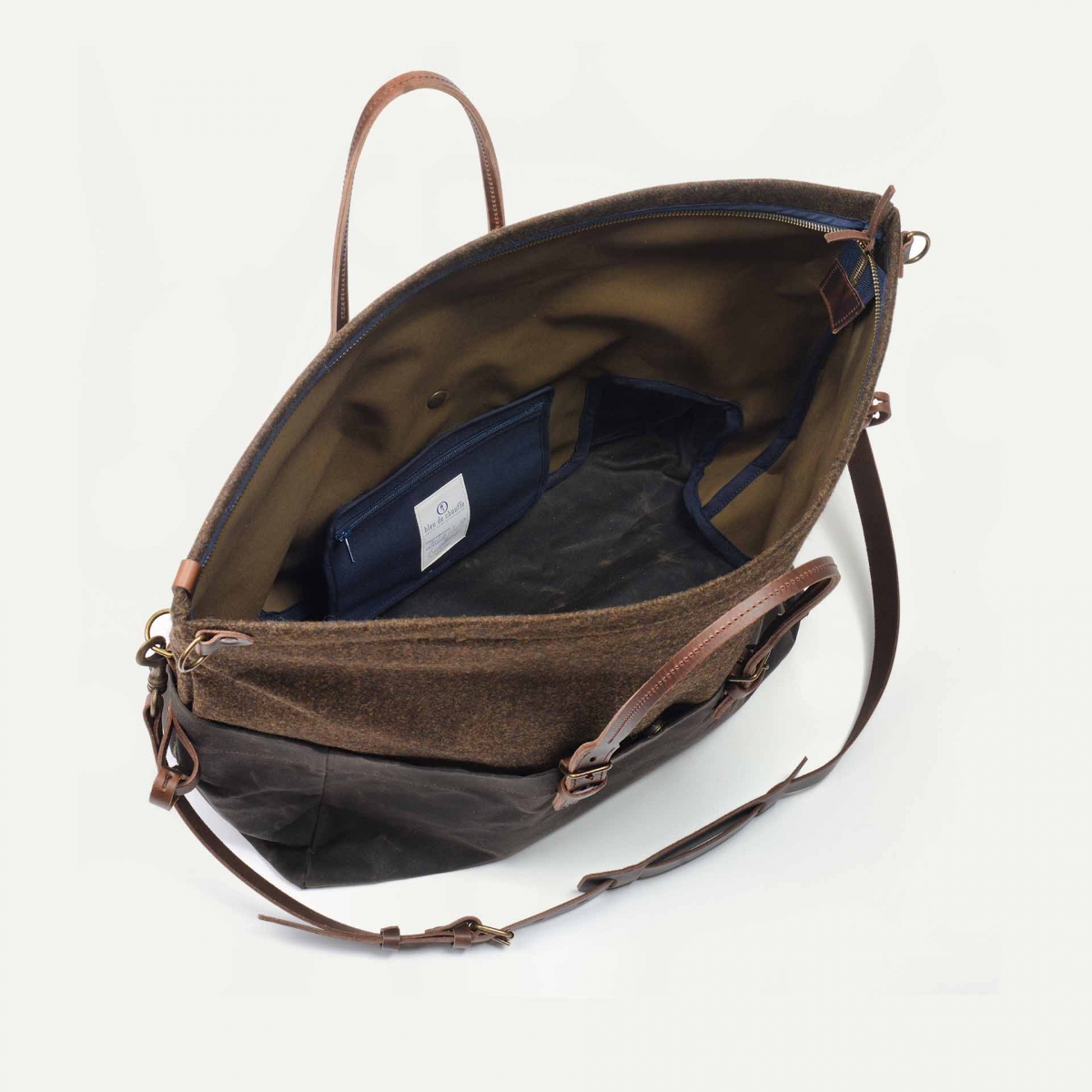 Cabine travel bag – waxed khaki tweed (image n°4)