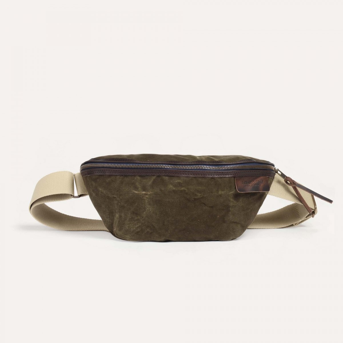 Sac banane Beat 4,5L - Kaki Foncé stonewashed (image n°1)