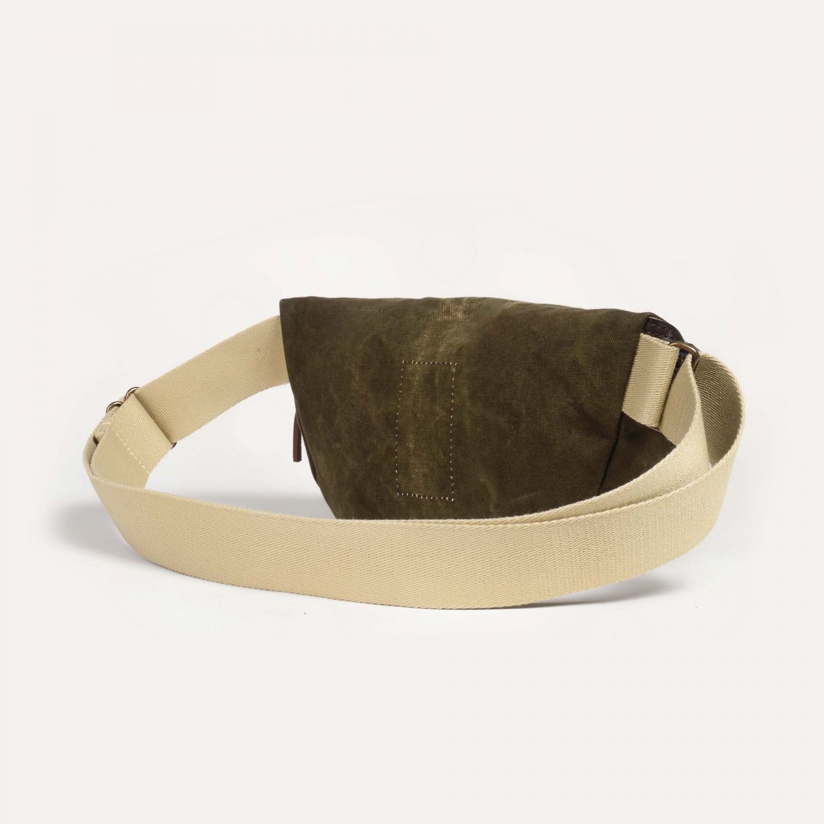 Sac banane Beat 4,5L - Kaki Foncé stonewashed (image n°2)