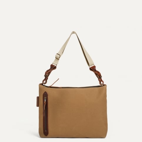 Baskia Messenger Bag - Camel BM