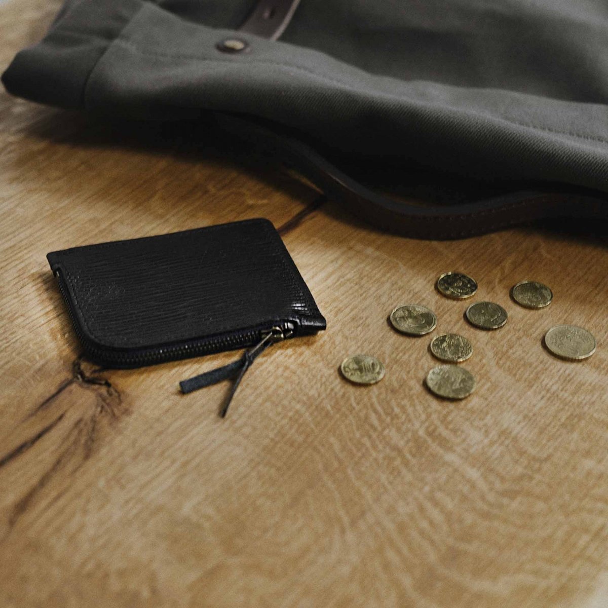 As zippered purse / M - black cork leather (image n°5)