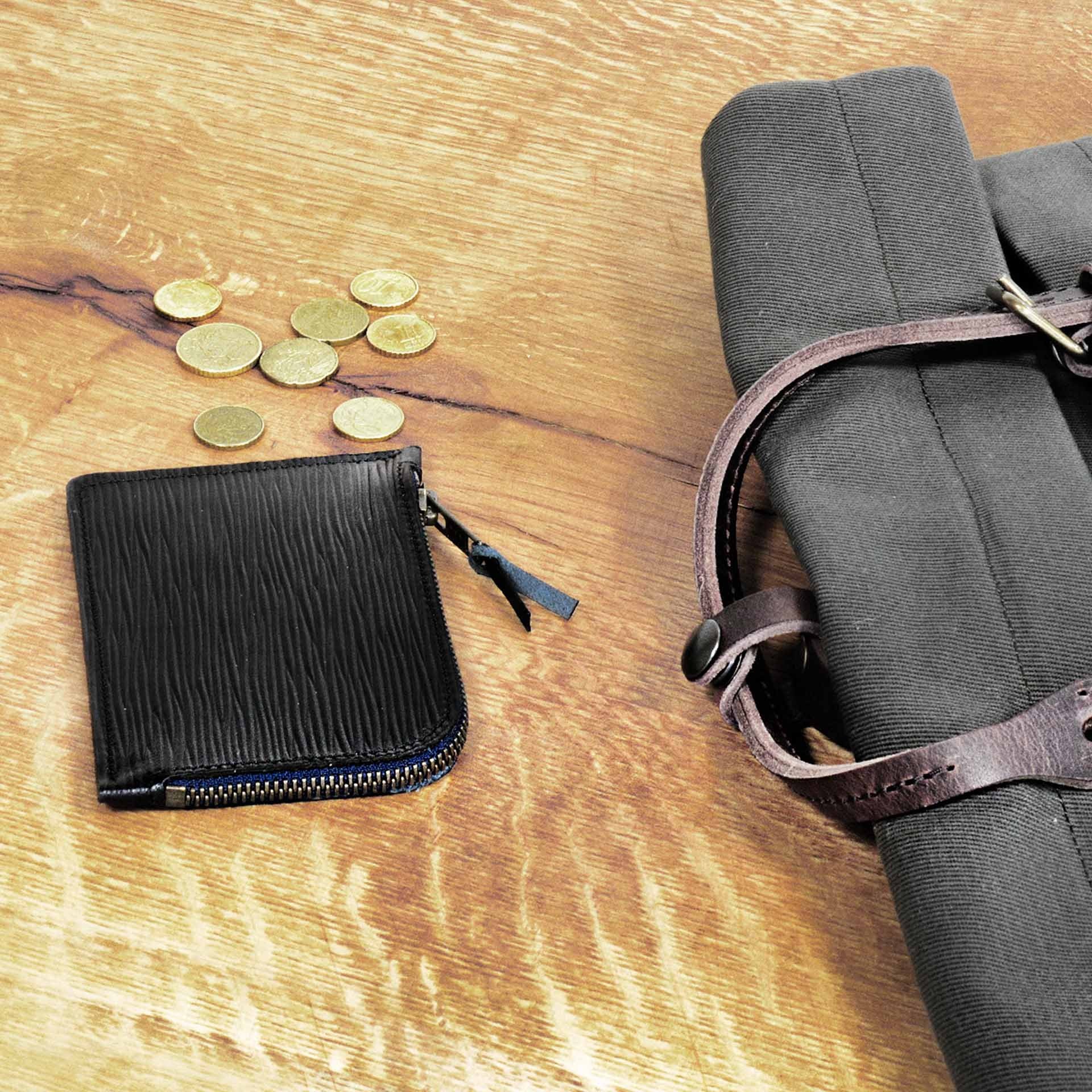 Pognon zippered purse  / L - black cork leather (image n°6)