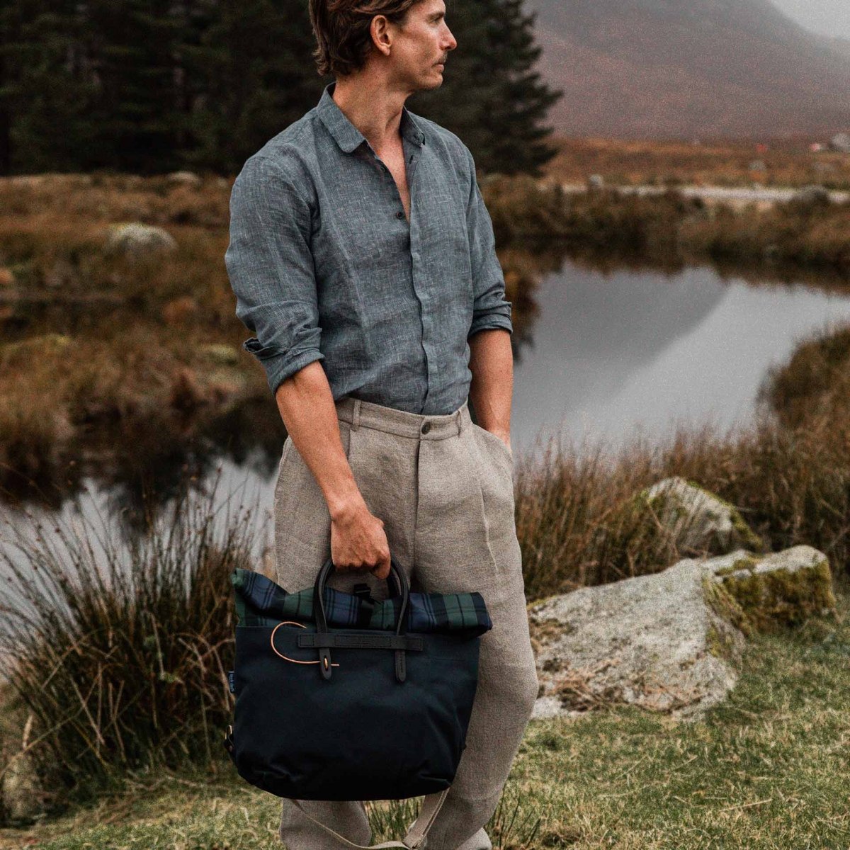 Woody Businesstasche - Tartan Marineblau (image n°6)