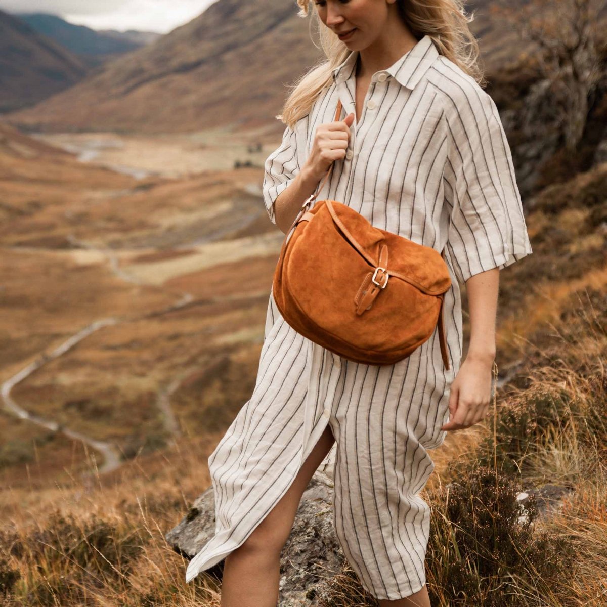 Margot half moon fisherman's bag - Ochre  (image n°8)