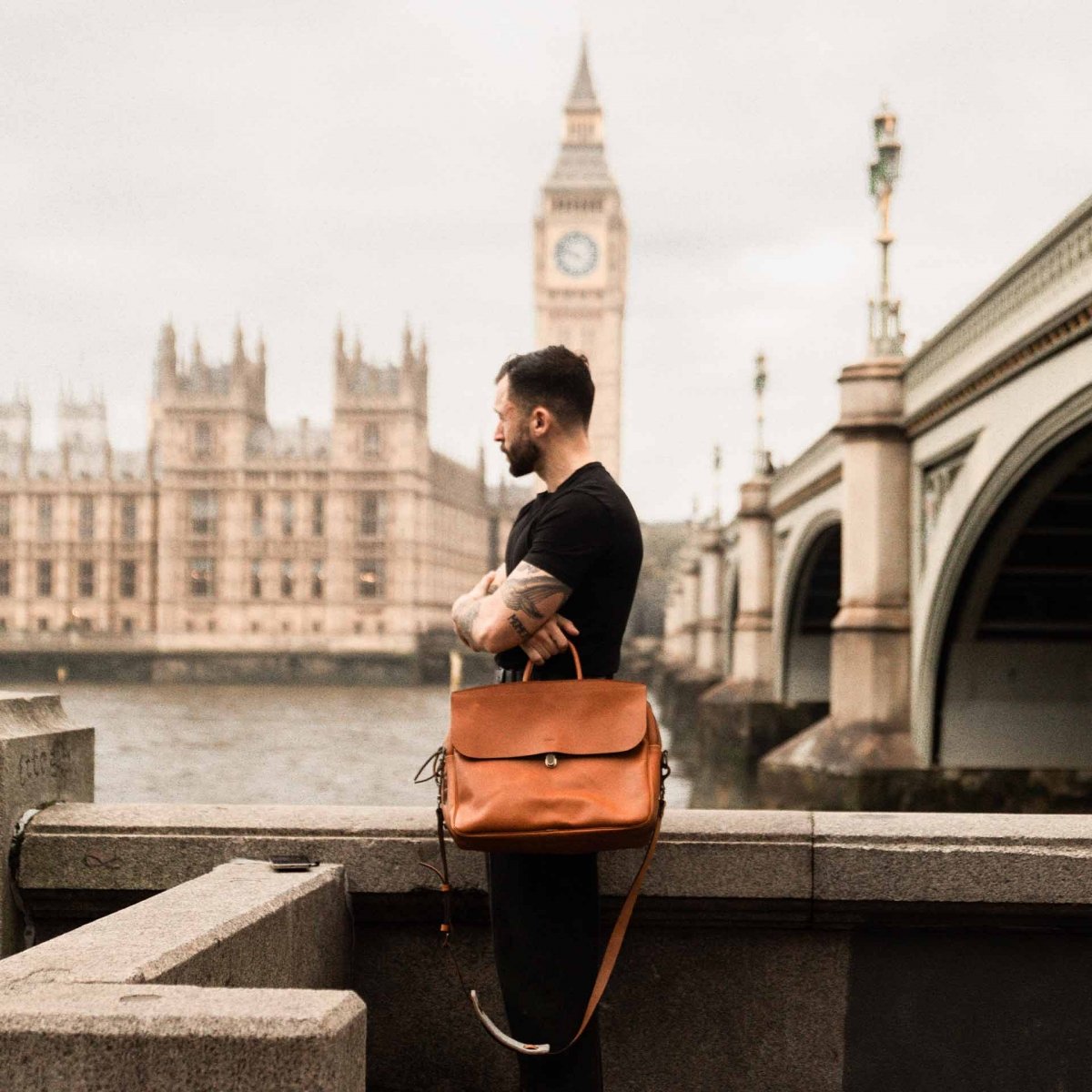 Sac business Zeppo - Havane / Ligne Epure (image n°7)