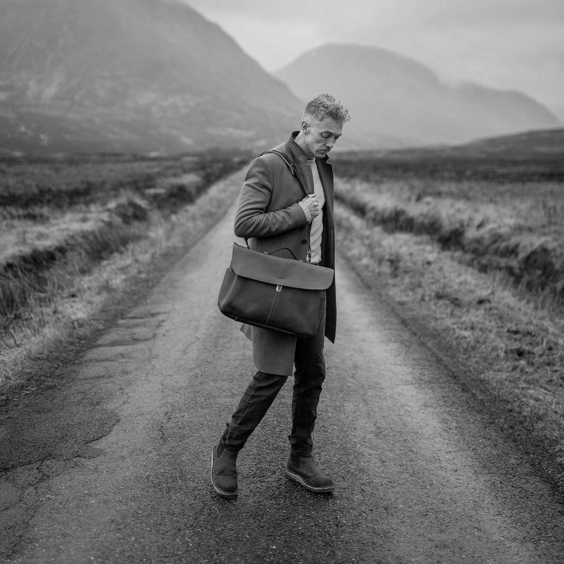 Satchel bag Charles - Soft Camel (image n°9)