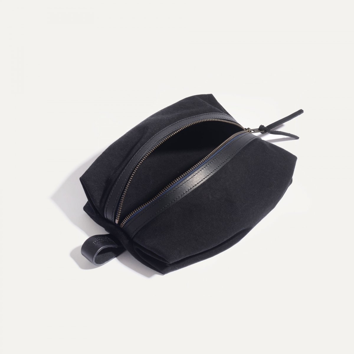 ZAZOU toiletry case - Black Stonewashed (image n°3)