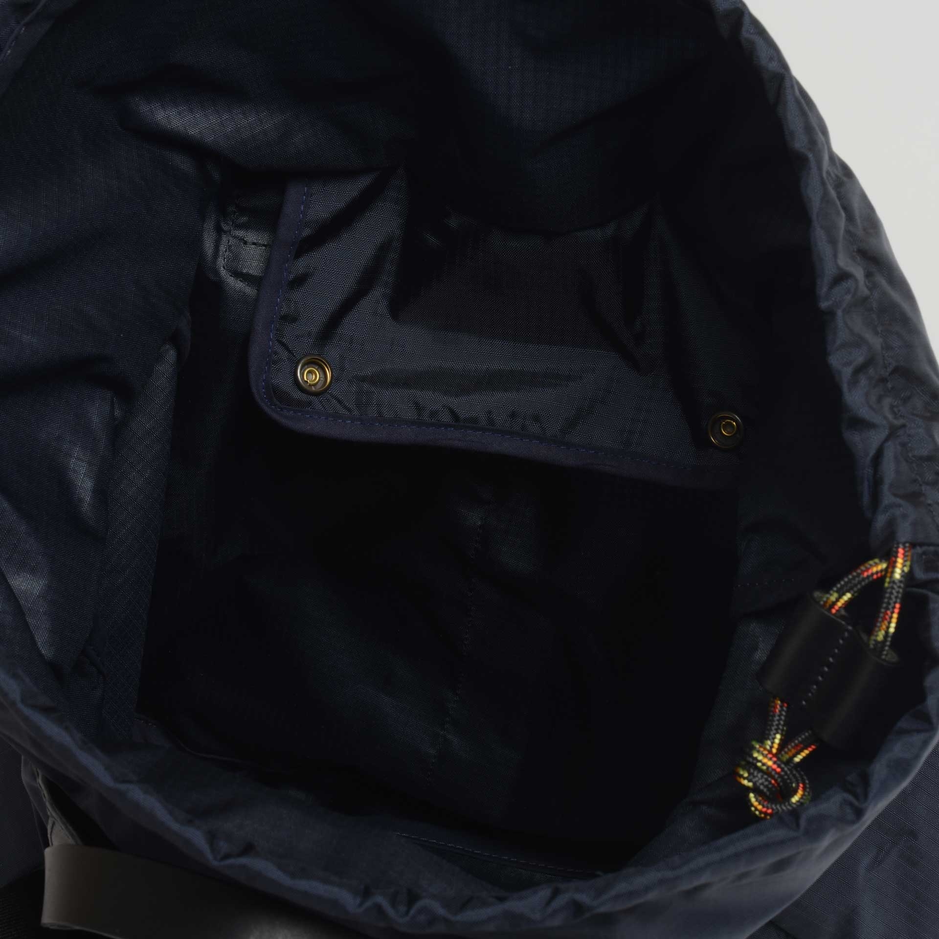 Paraglyde Tote - Marineblau / Schwarz (image n°10)