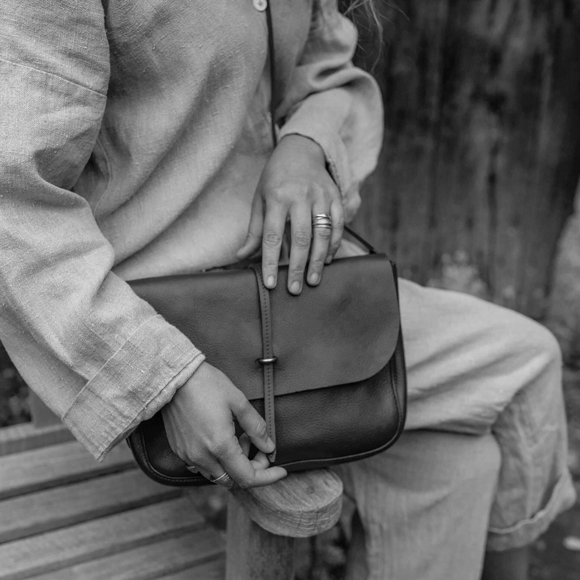 Pastel postman bag / handbag - Honey (image n°4)