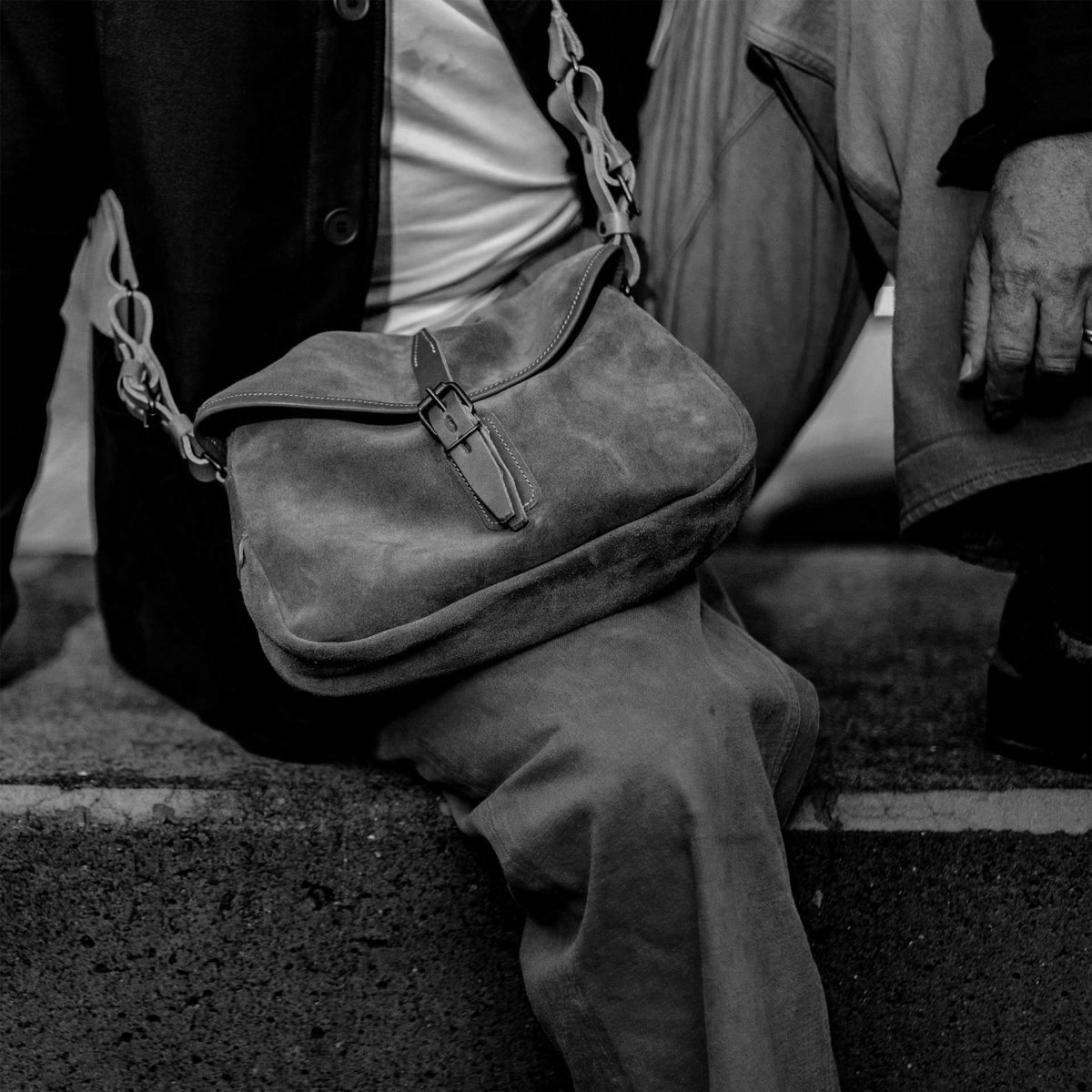 Musette du Pêcheur XS / Cuir Velours - Capucine (image n°6)