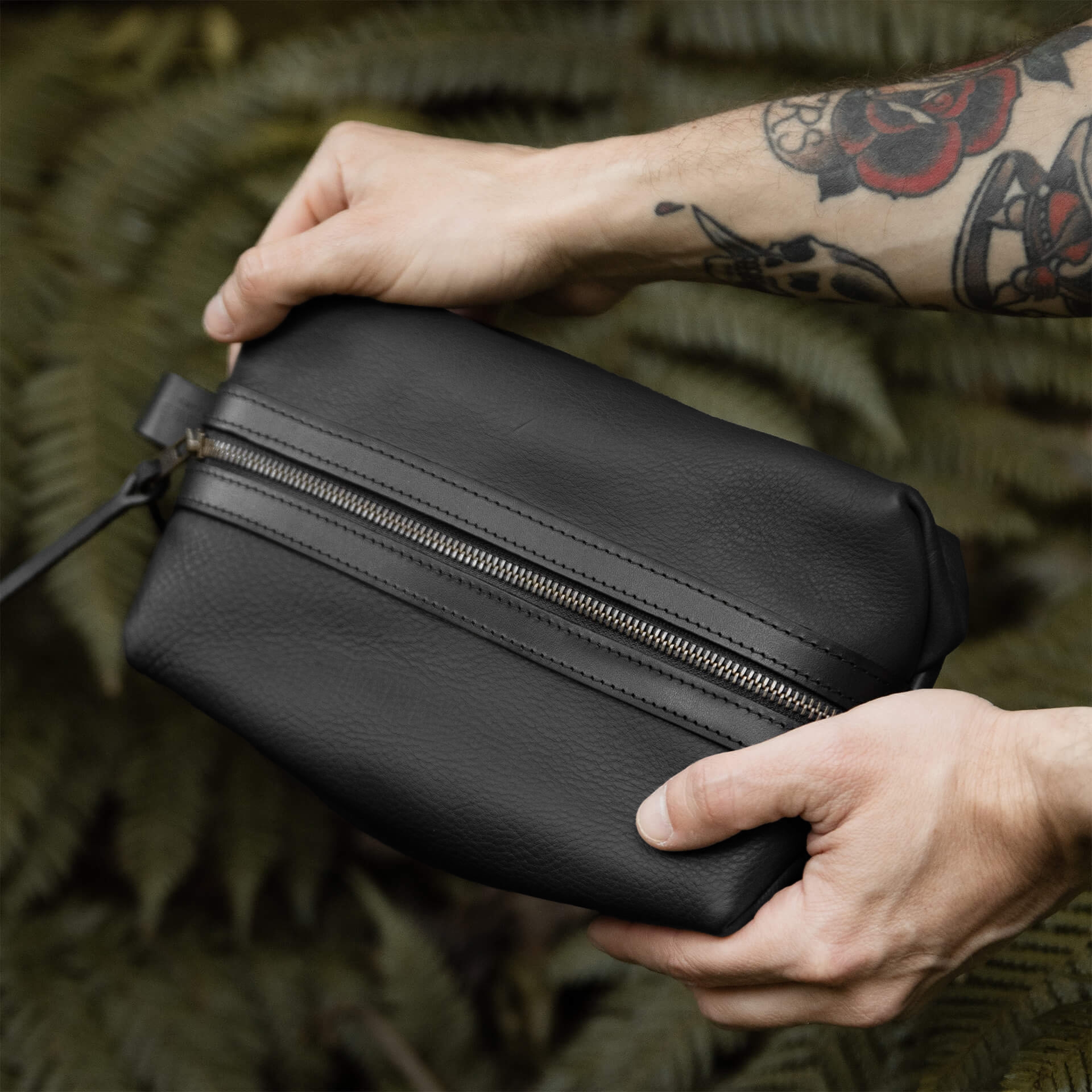 ZAZOU toiletry case - Black (image n°4)