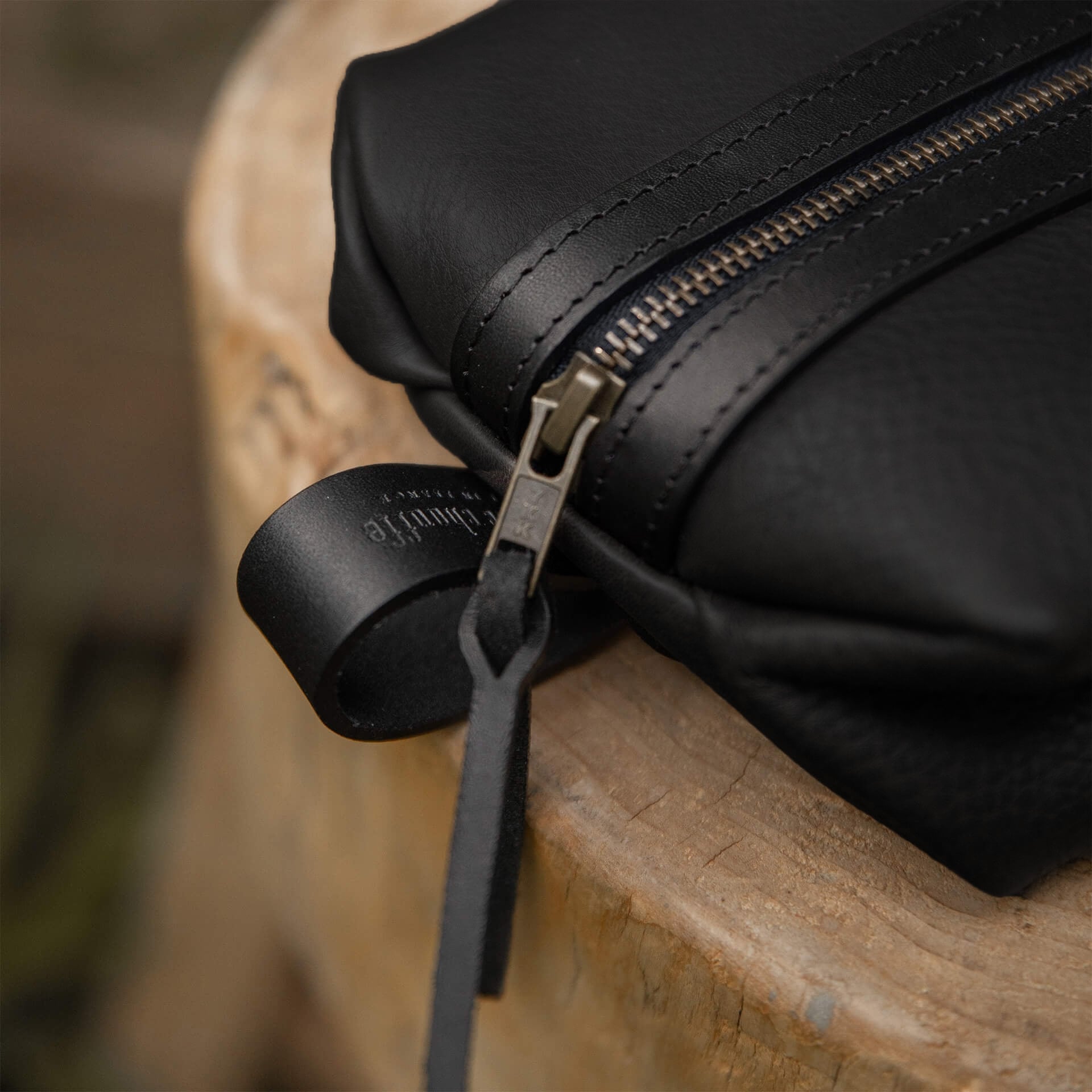 ZAZOU toiletry case - Black (image n°7)