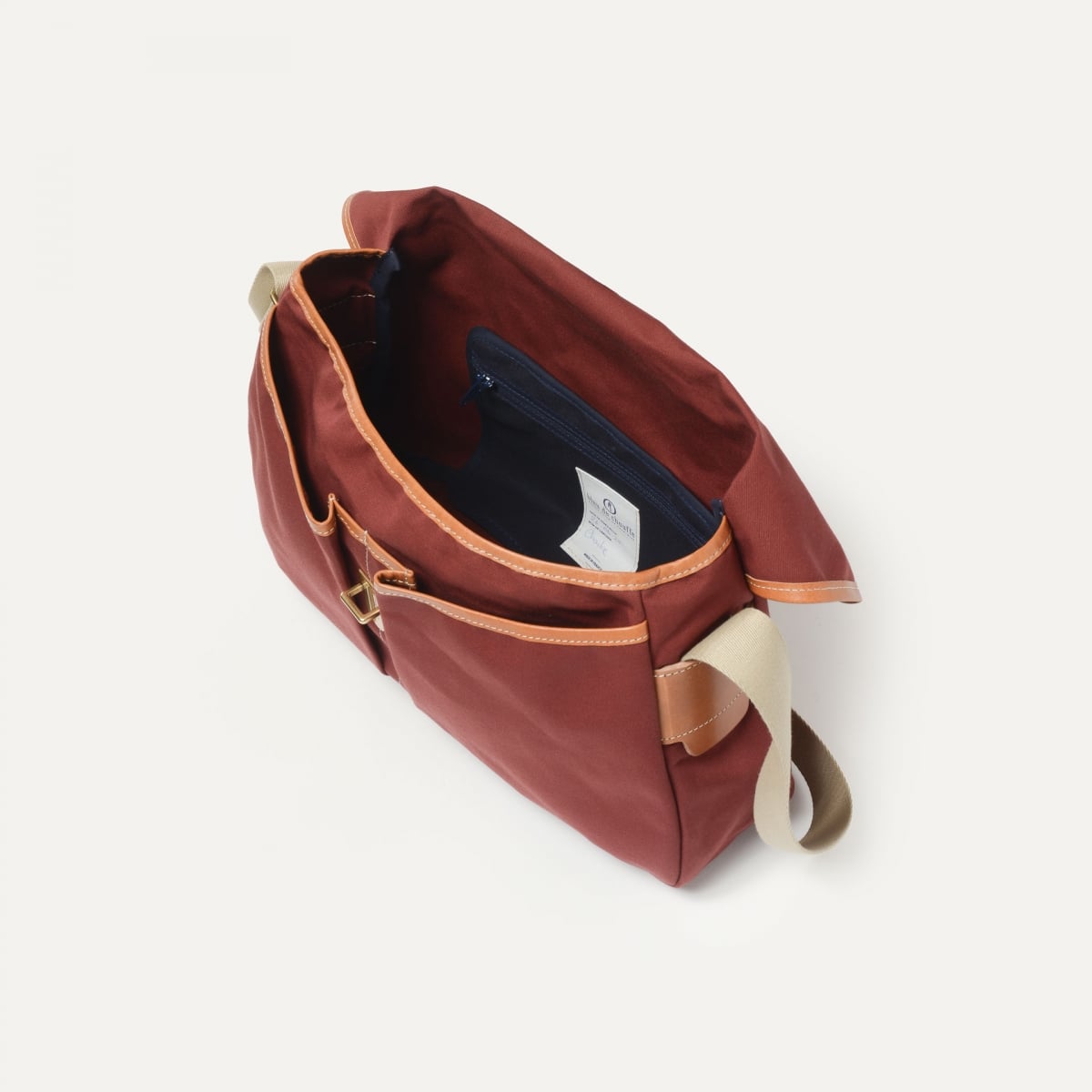 Léon messenger bag - Cardinal red (image n°4)