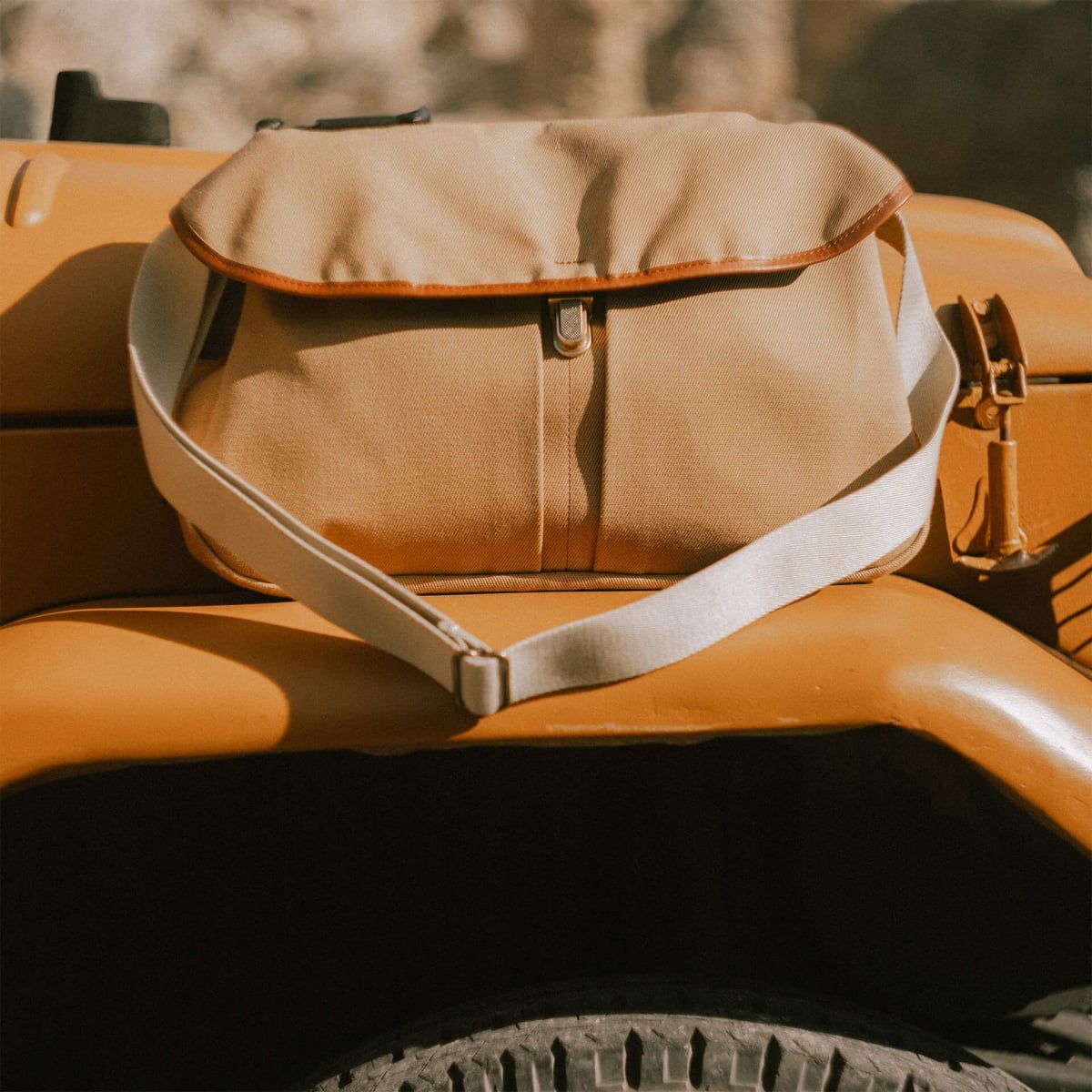 Sac besace Léon - Camel (image n°7)