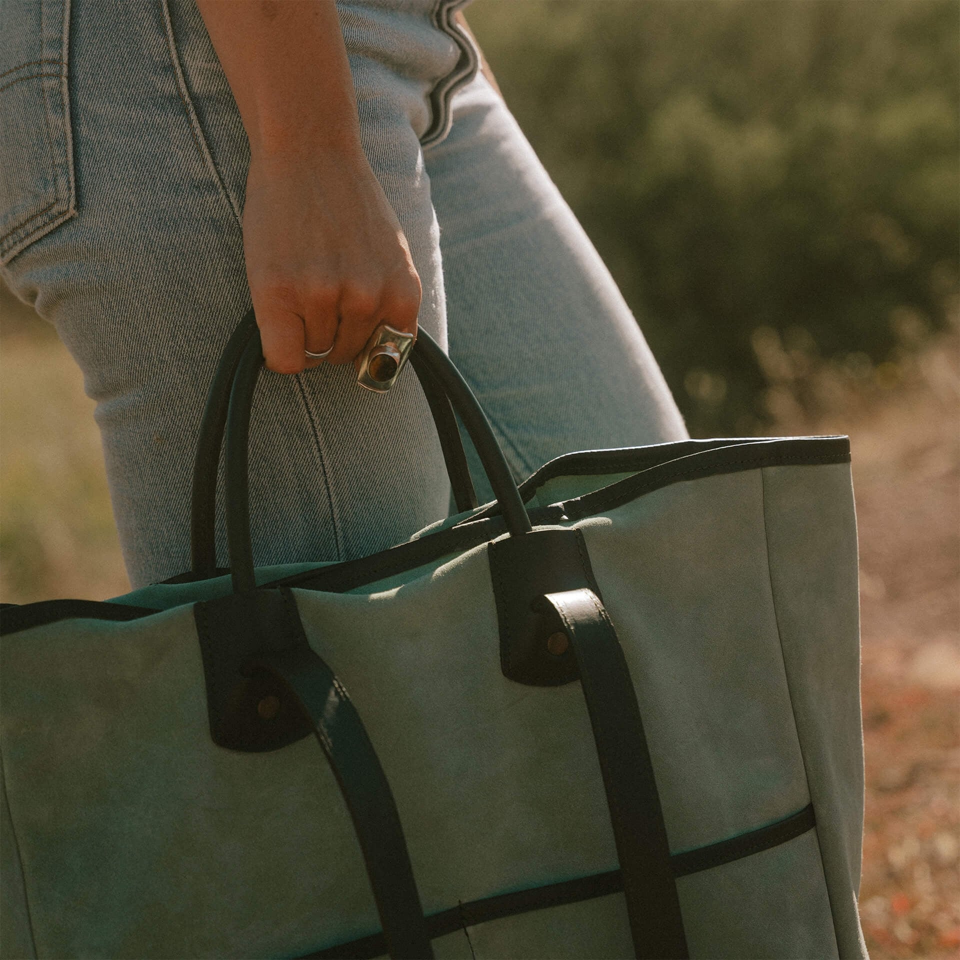 Meline Tote bag / Suede - Jade Green (image n°9)