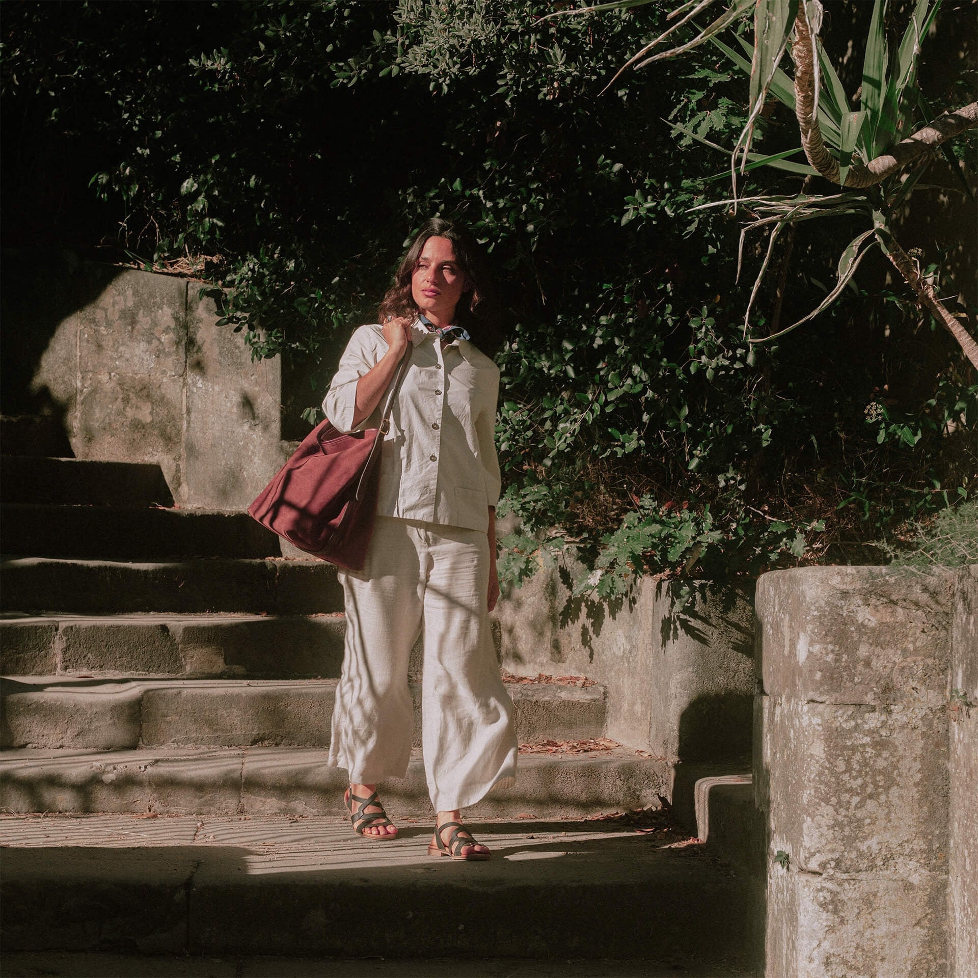 Sofia bucket bag - Ruby brown (image n°7)