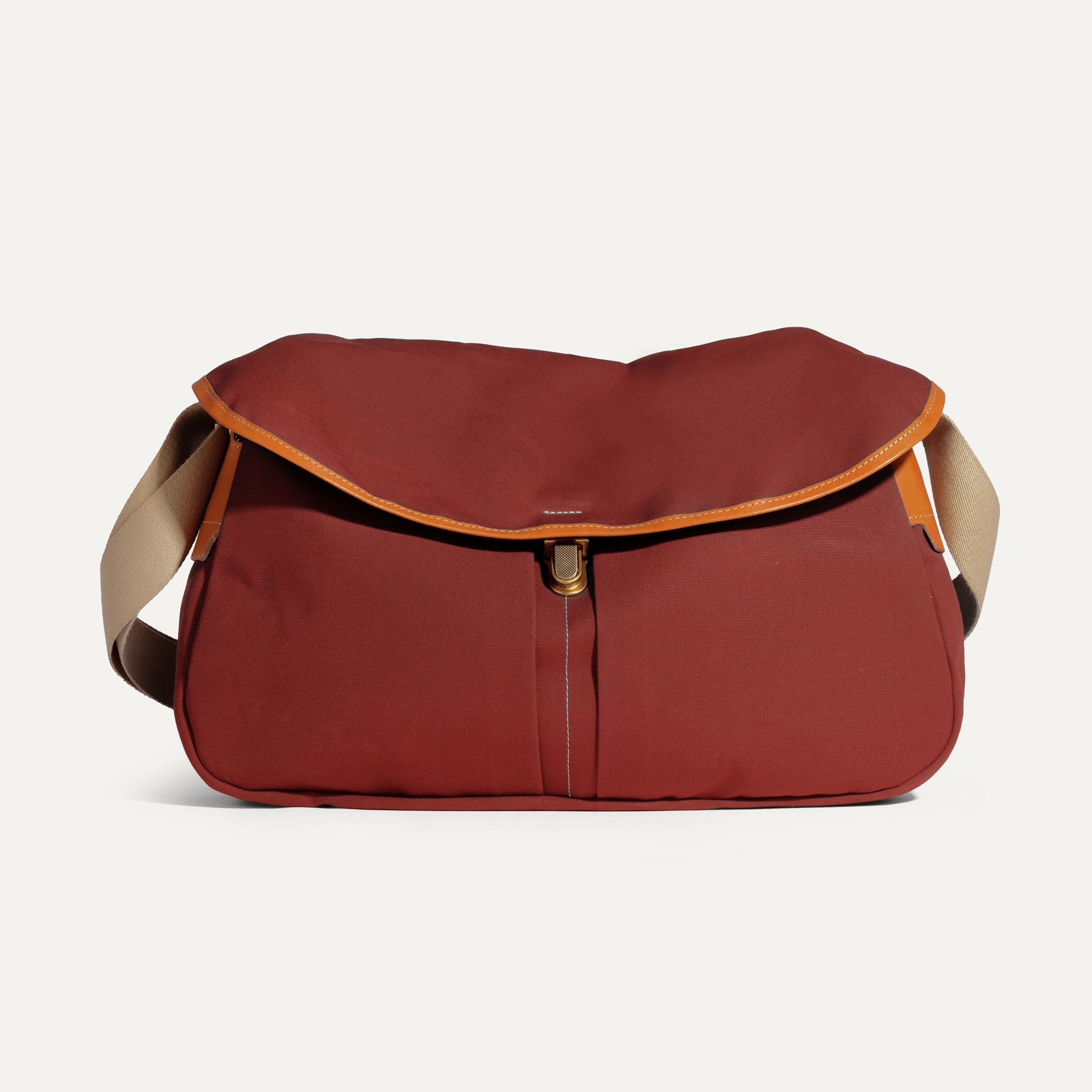 Léon messenger bag - Cardinal red (image n°2)