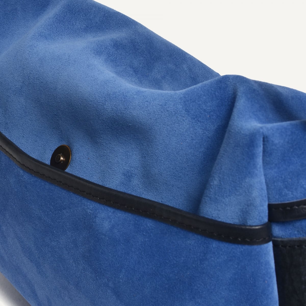 Musette du Pêcheur S / Cuir Velours - Bleu Agate (image n°6)