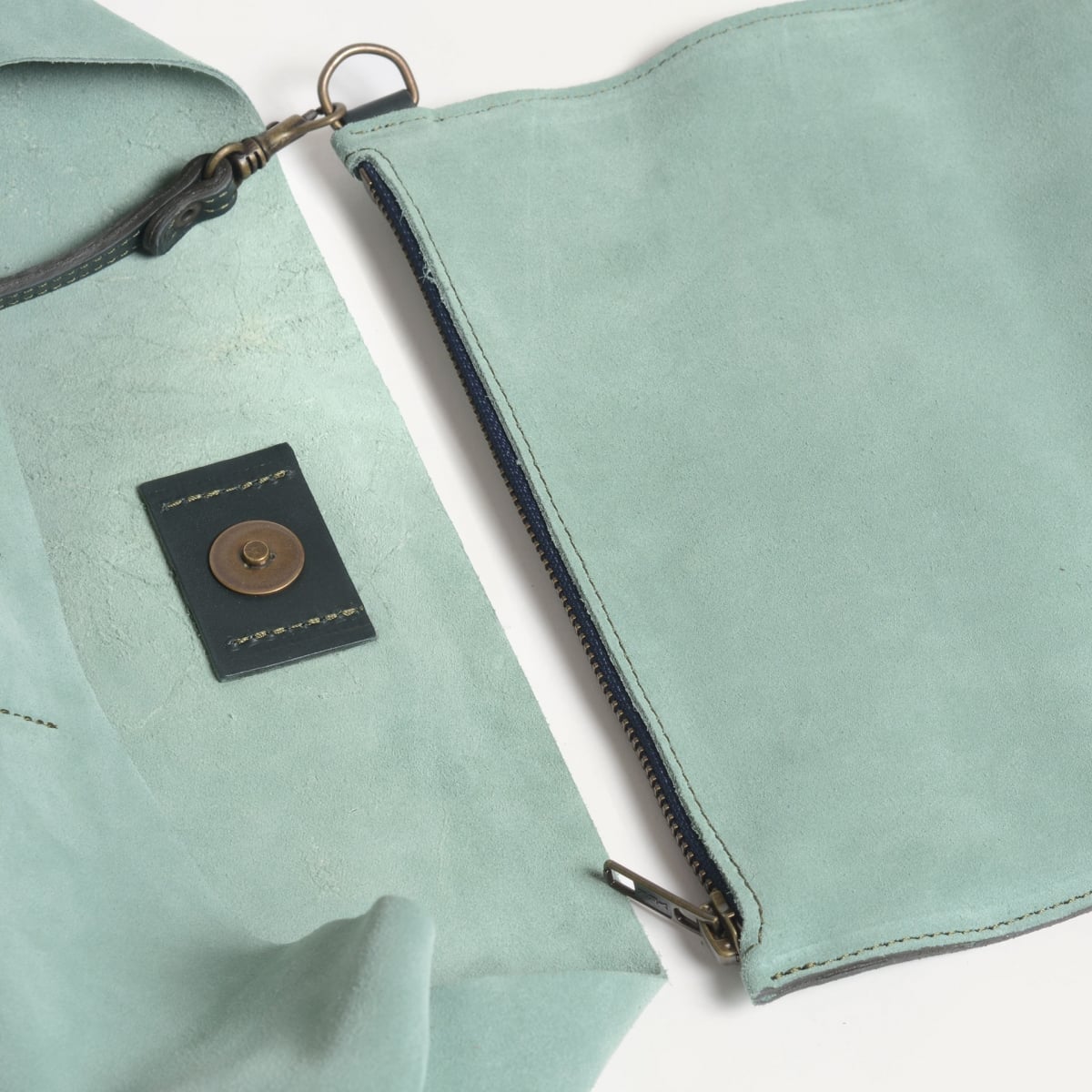 Multi way Mission Shoulder bag - Jade Green (image n°3)