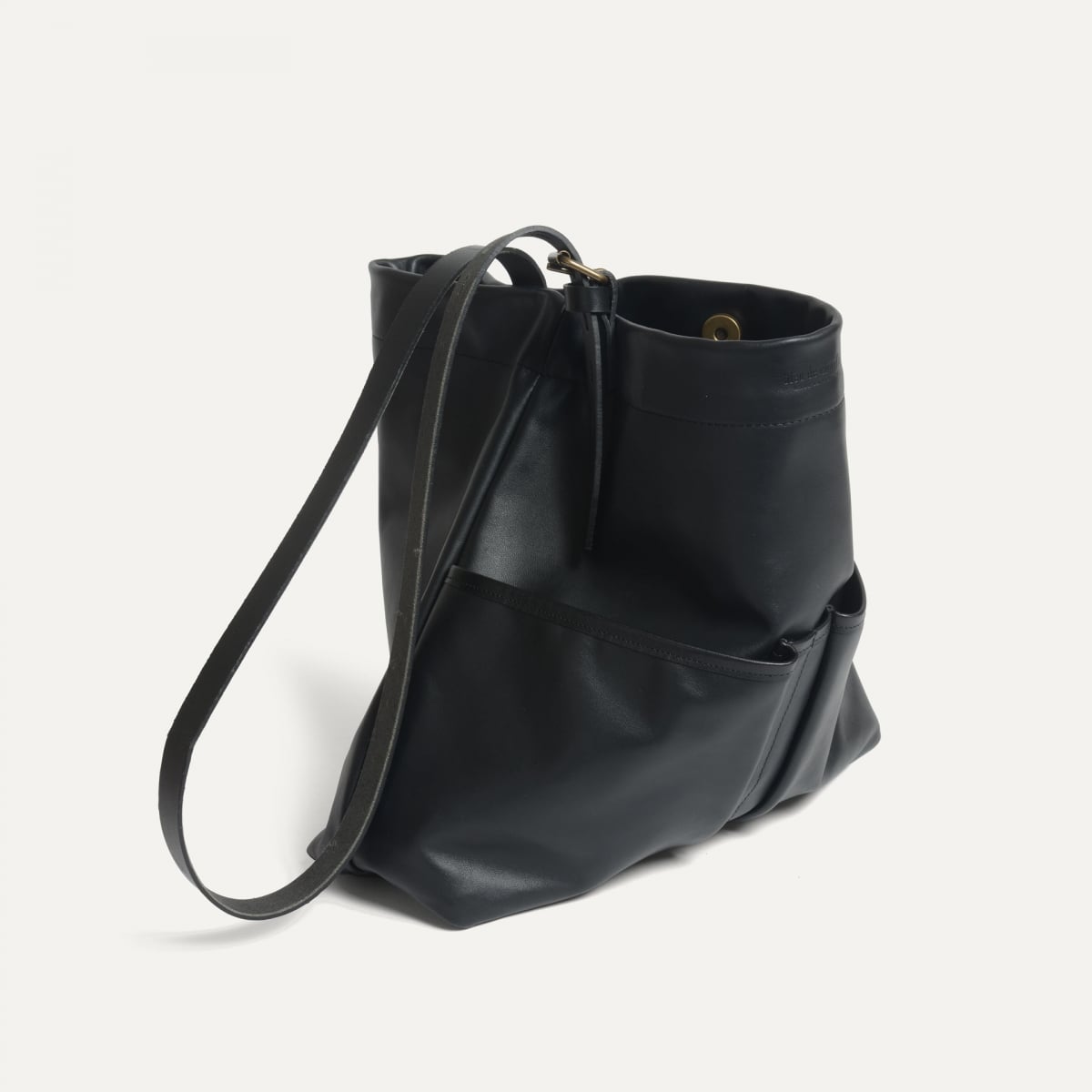 Pochette haute Gombe liscio - Noir (image n°1)