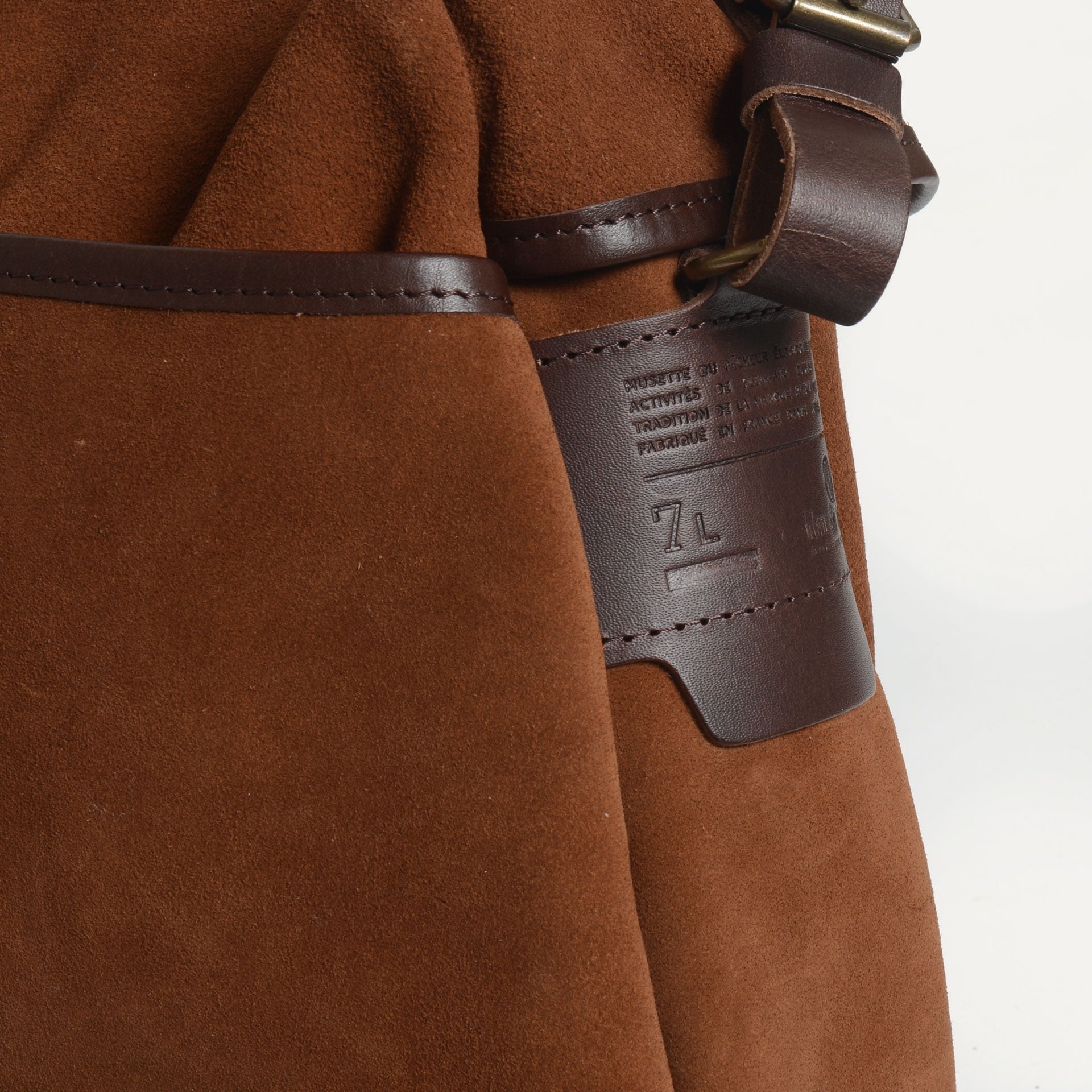 Musette M Fisherman's bag / Suede - Fawn Brown (image n°5)