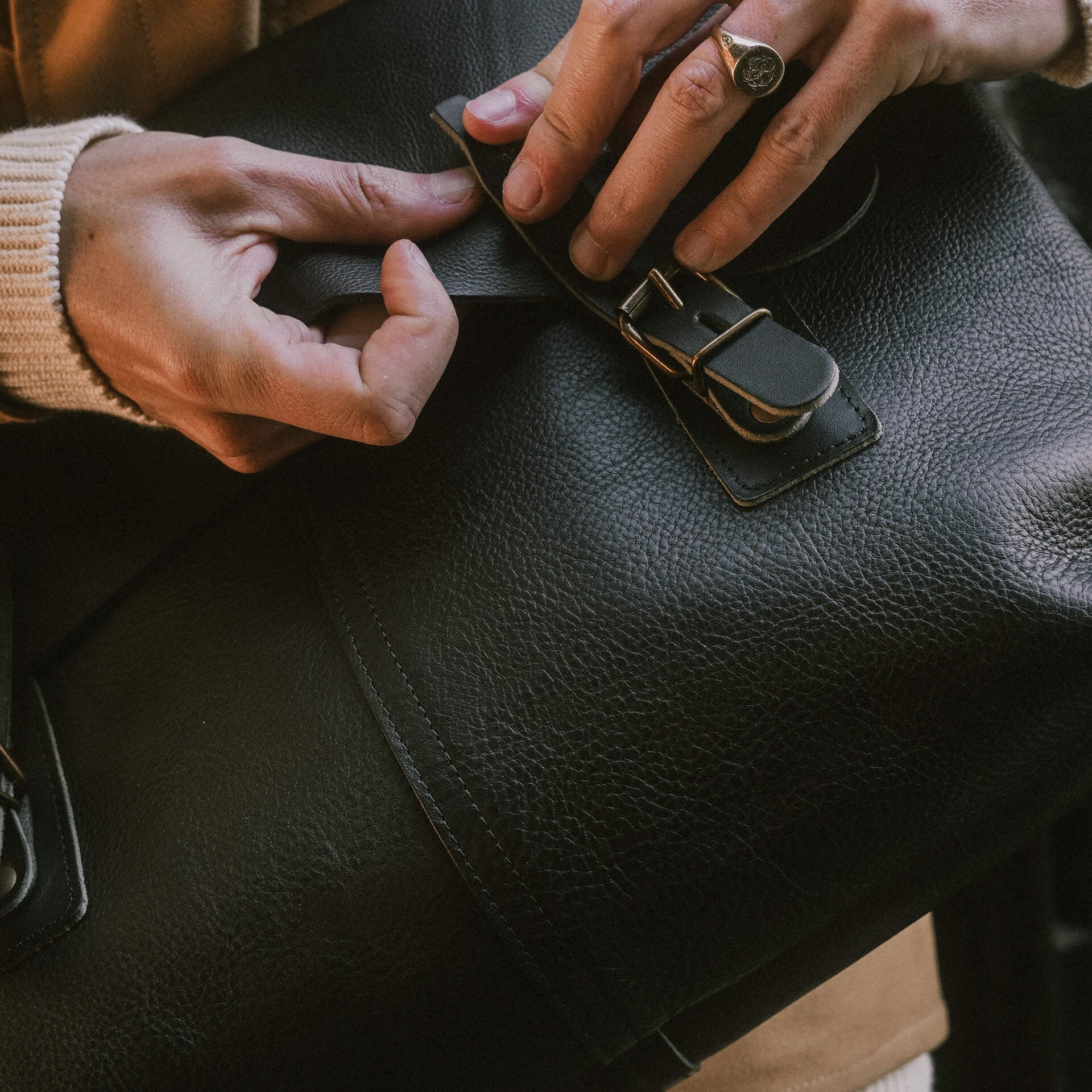 Sac besace Lucien - Noir (image n°7)