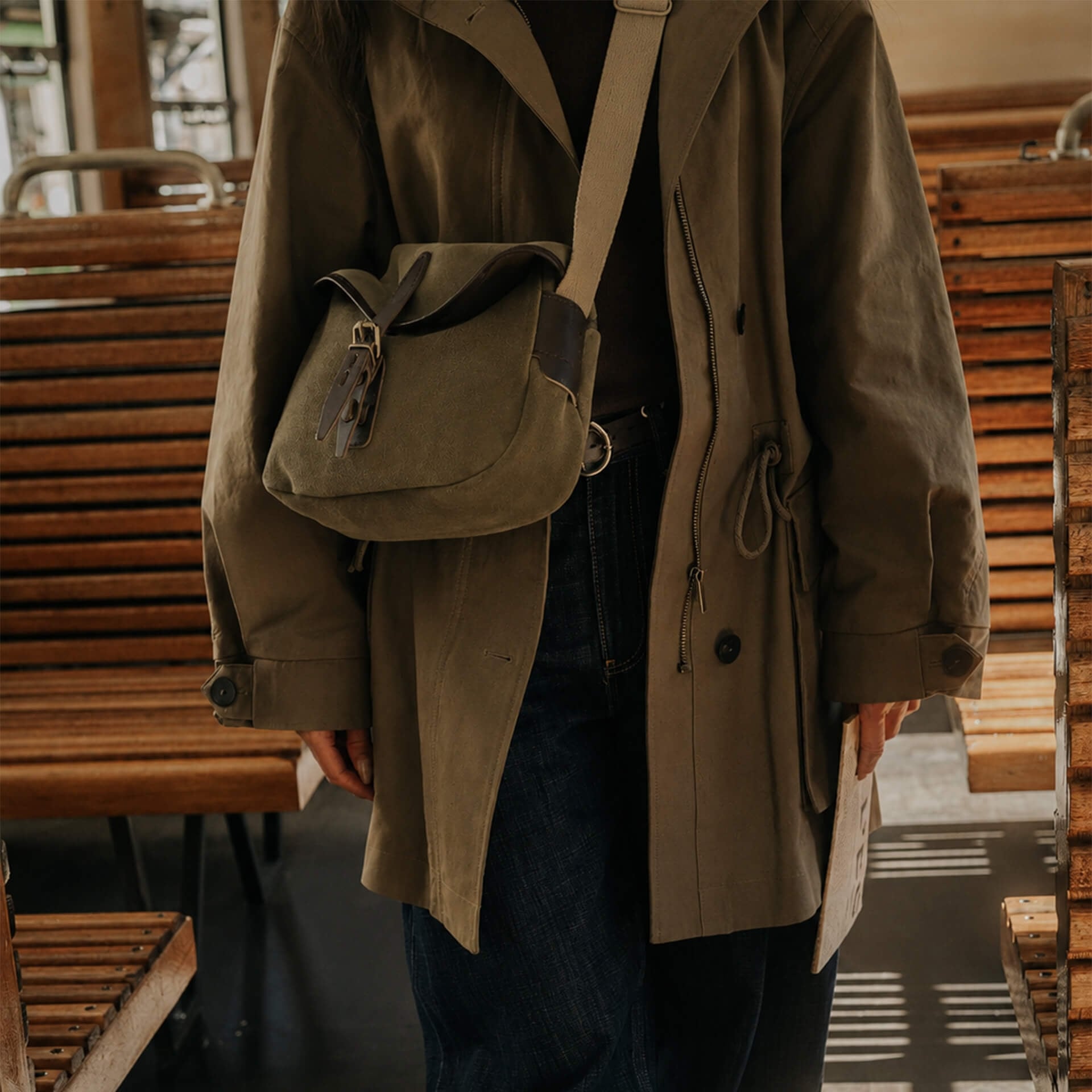 Musette XS Fisherman's bag / Suede - Musk (image n°6)
