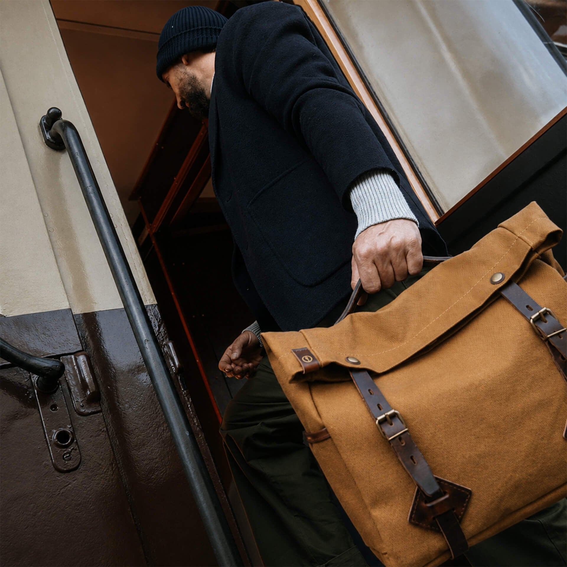 Gaston Musette Satchel Bag - Camel BM (image n°6)