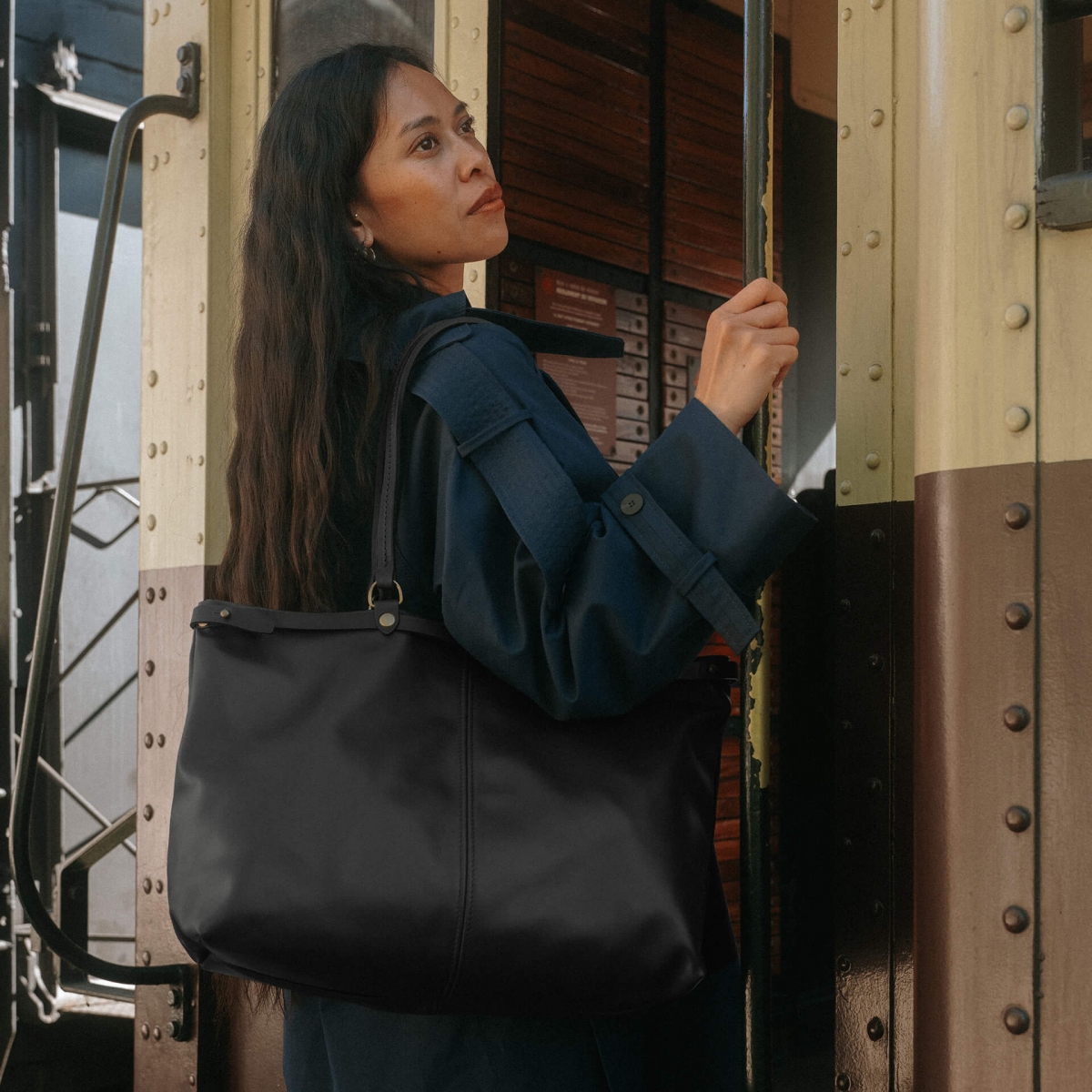 Adele Tote bag - Black (image n°7)