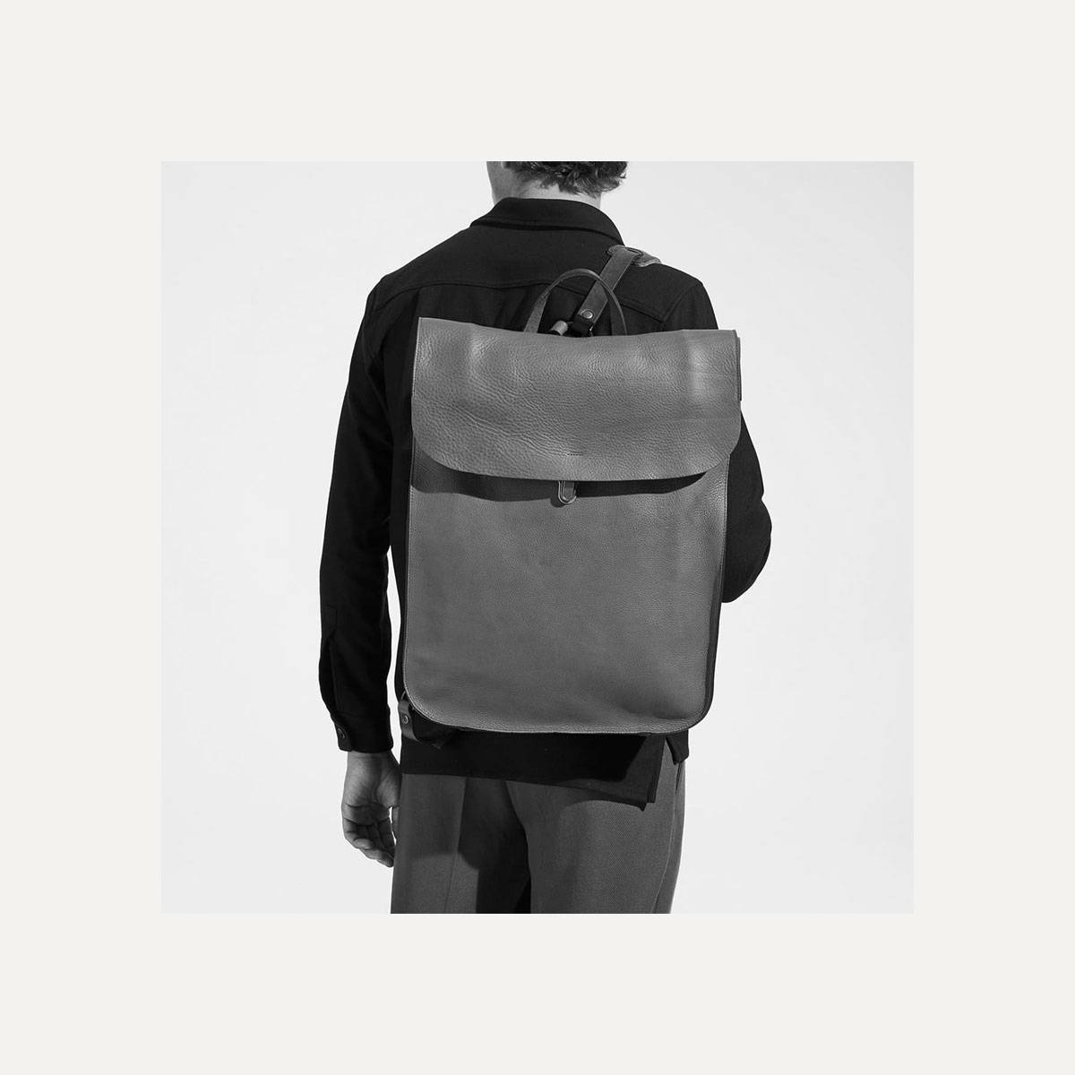 Arlo leather backpack - Military Brown (image n°7)
