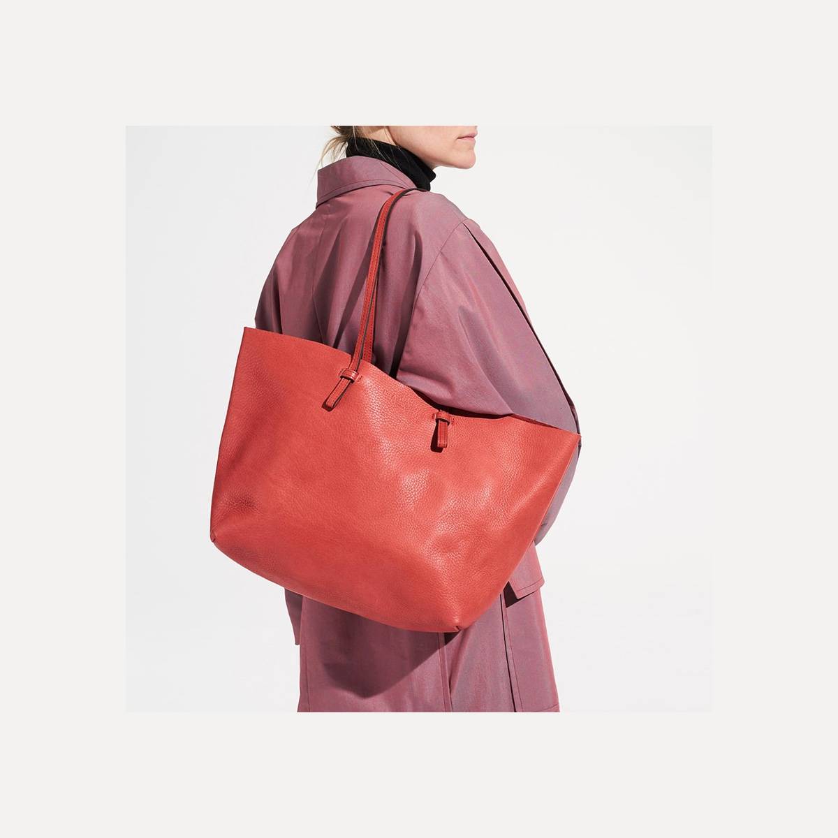 Joy Tote bag M - Opera red (image n°4)